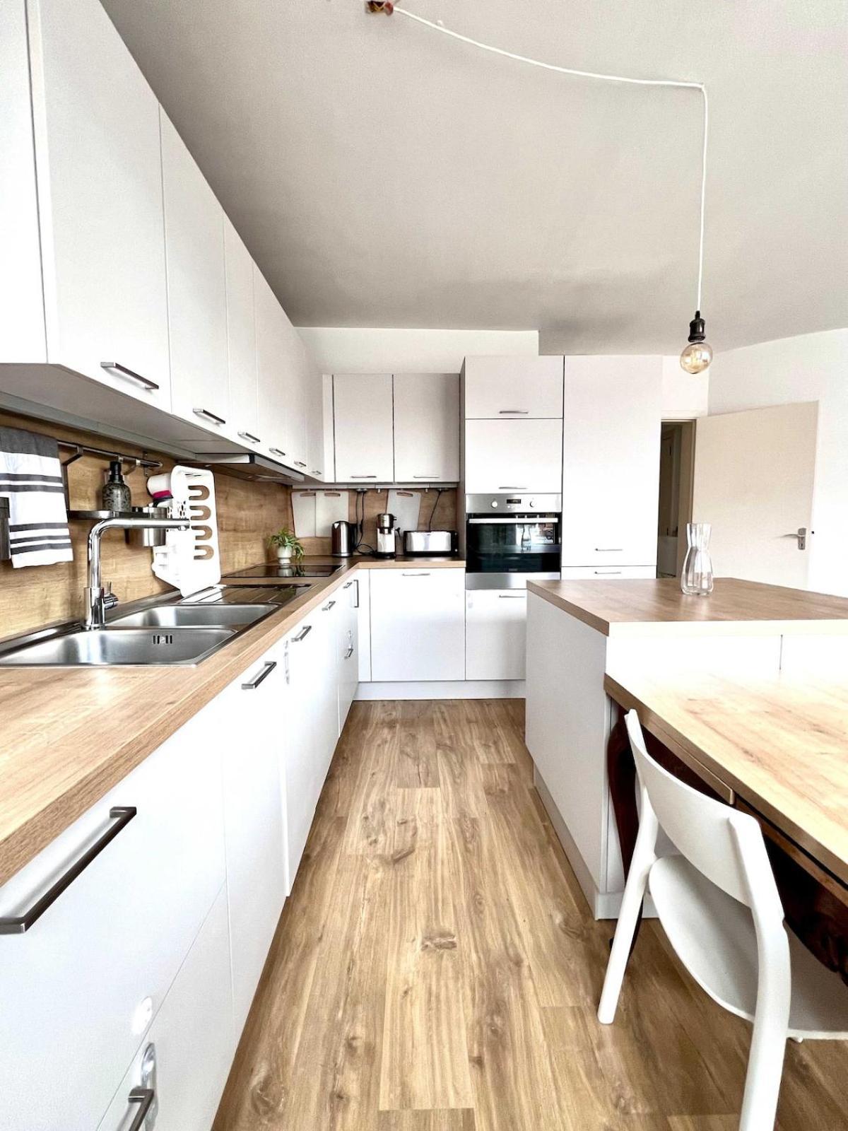 Bright- Stylish In Nature Appartement