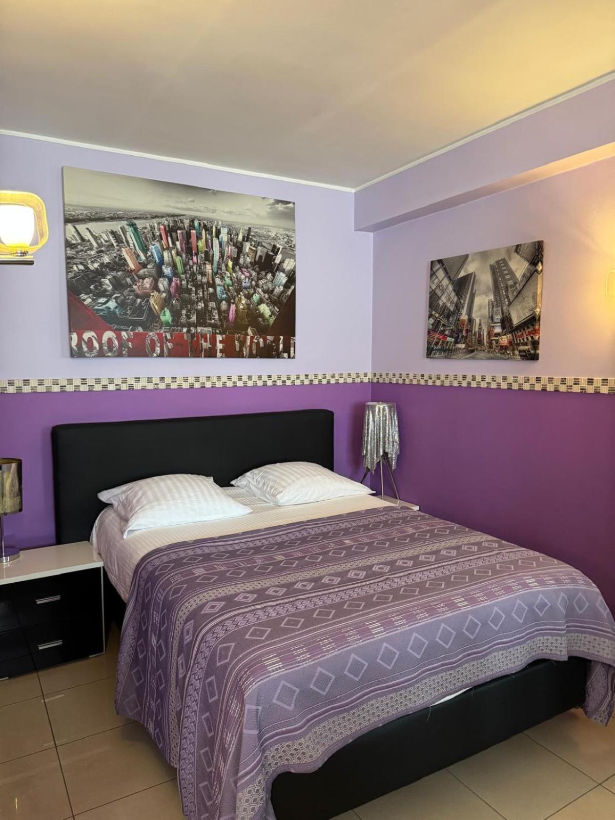 Aparthotel Bara Midi Saint-Gilles