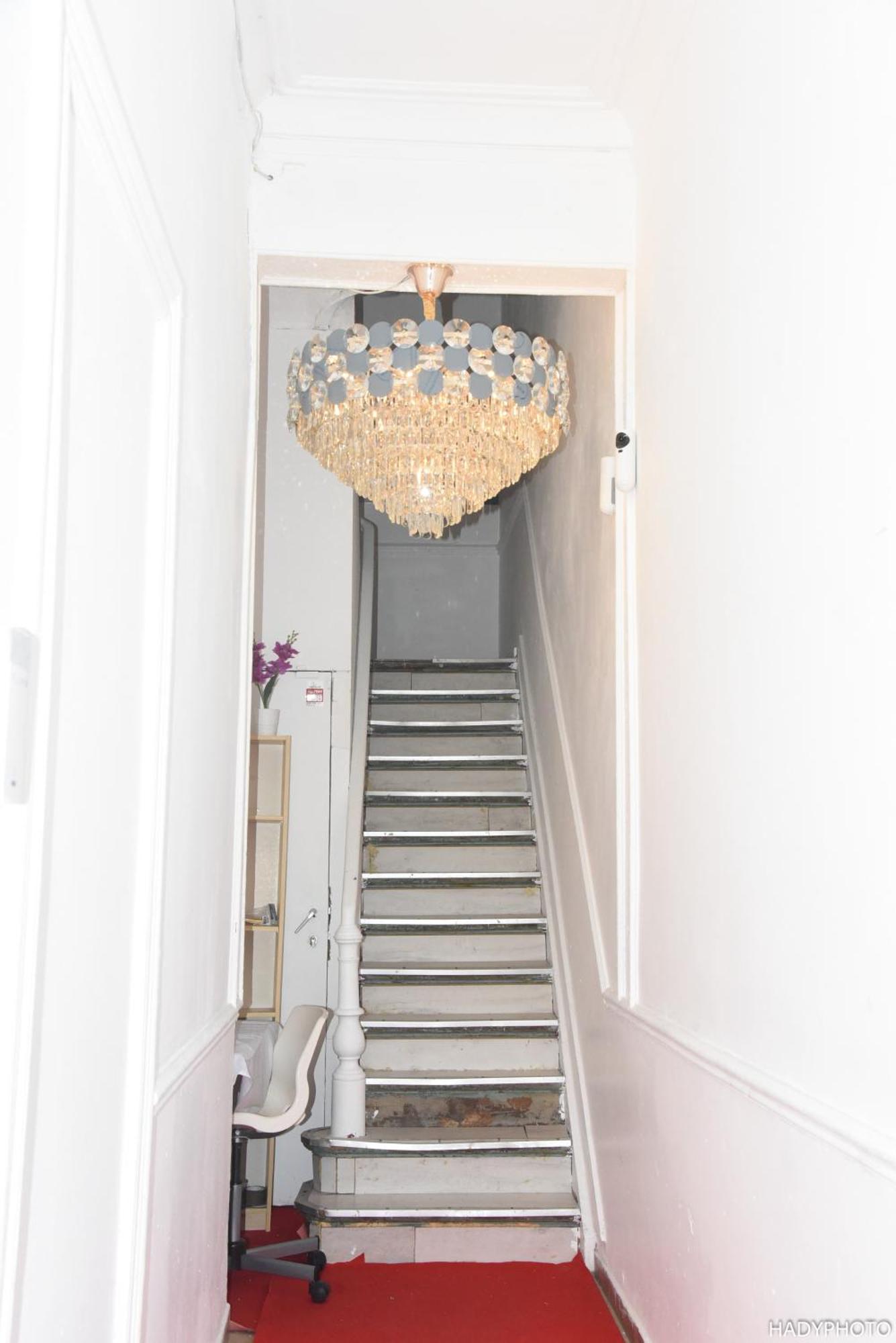 Confort Gare De L'ouest, Troisiemes Etages Apartment
