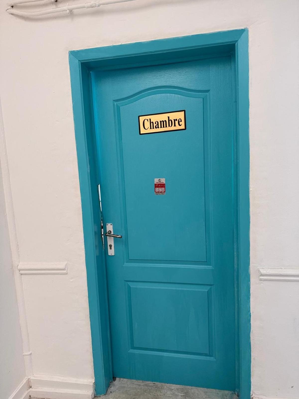 Apartment Confort Gare De L'ouest, Troisiemes Etages Brussels