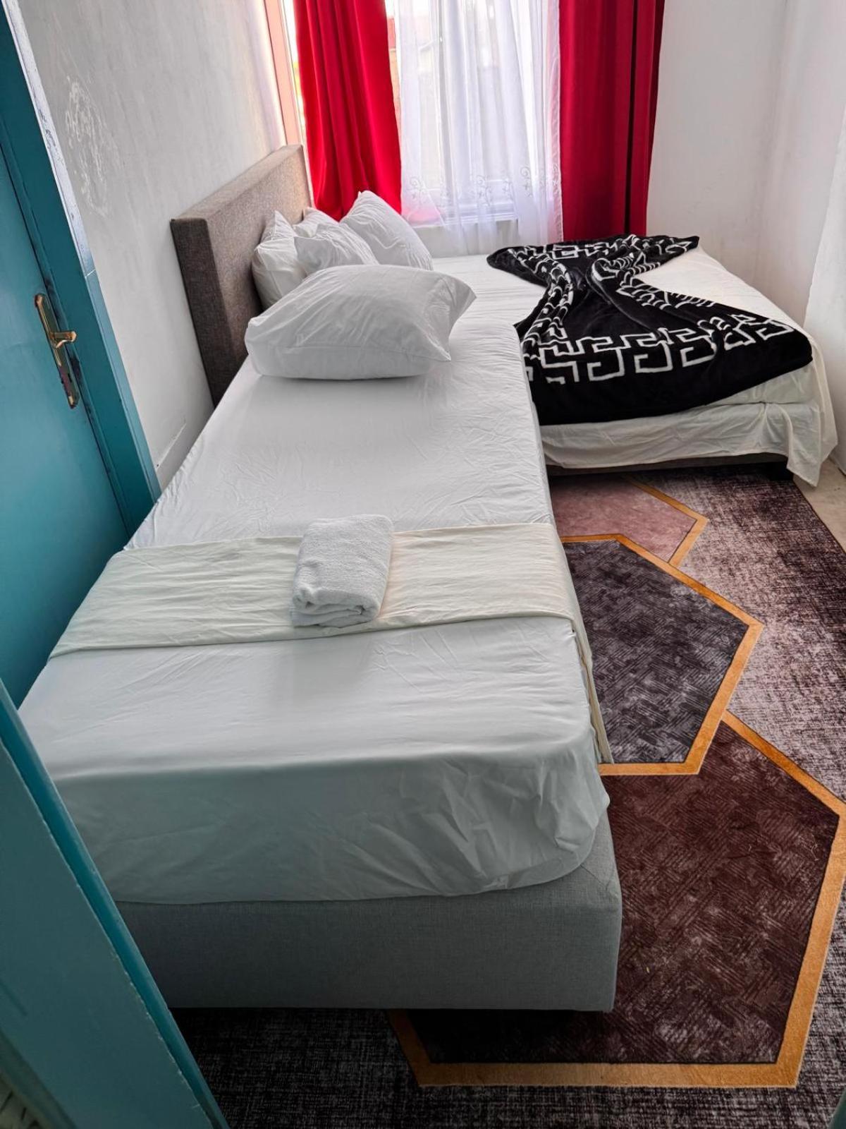 Confort Gare De L'ouest, Troisiemes Etages Apartment