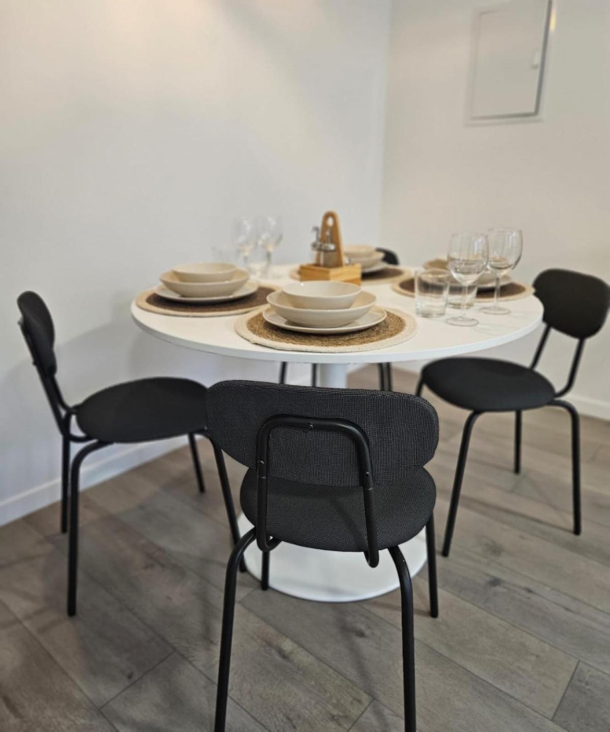 Apartment With Terrace 2