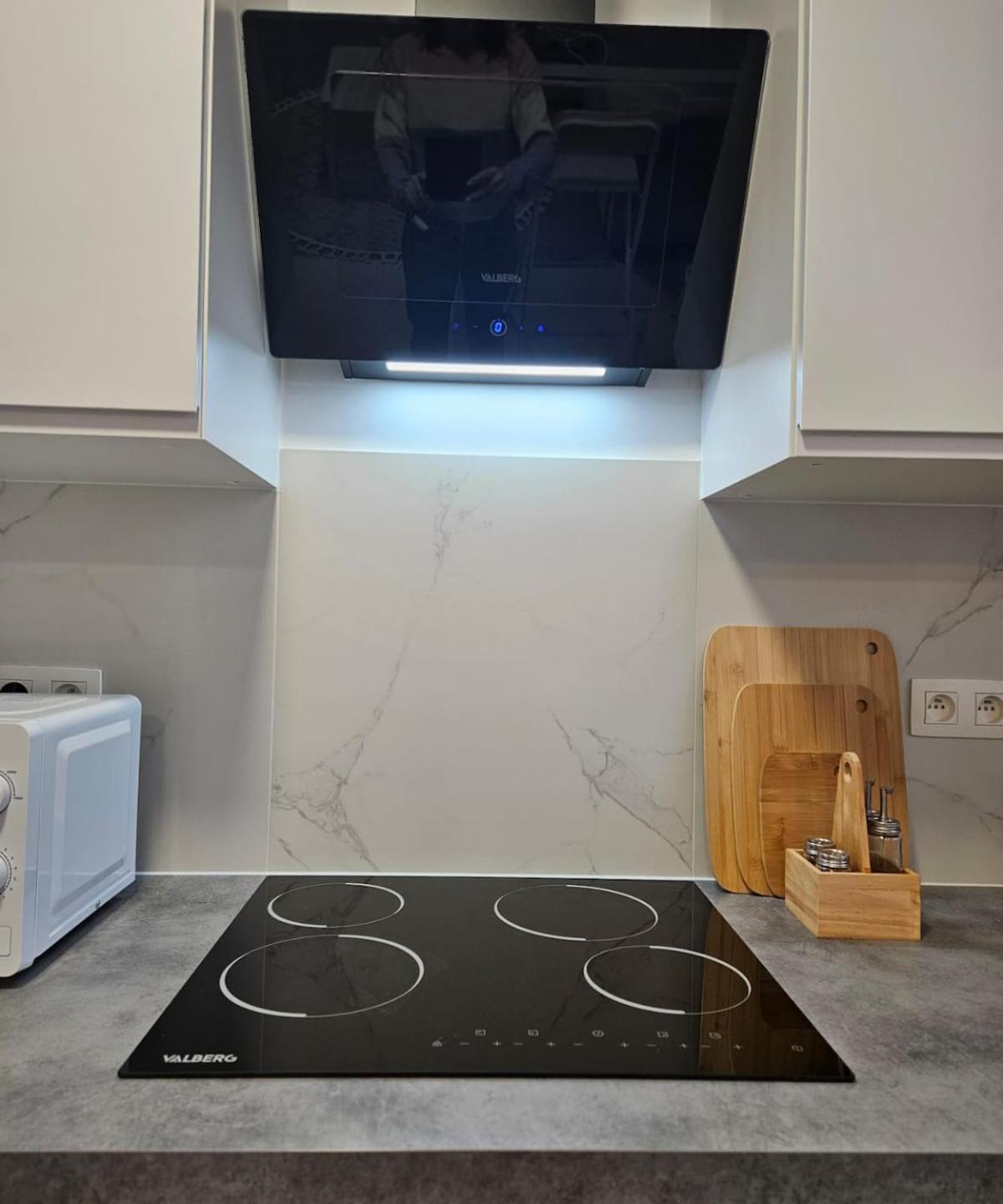 Apartment With Terrace 2