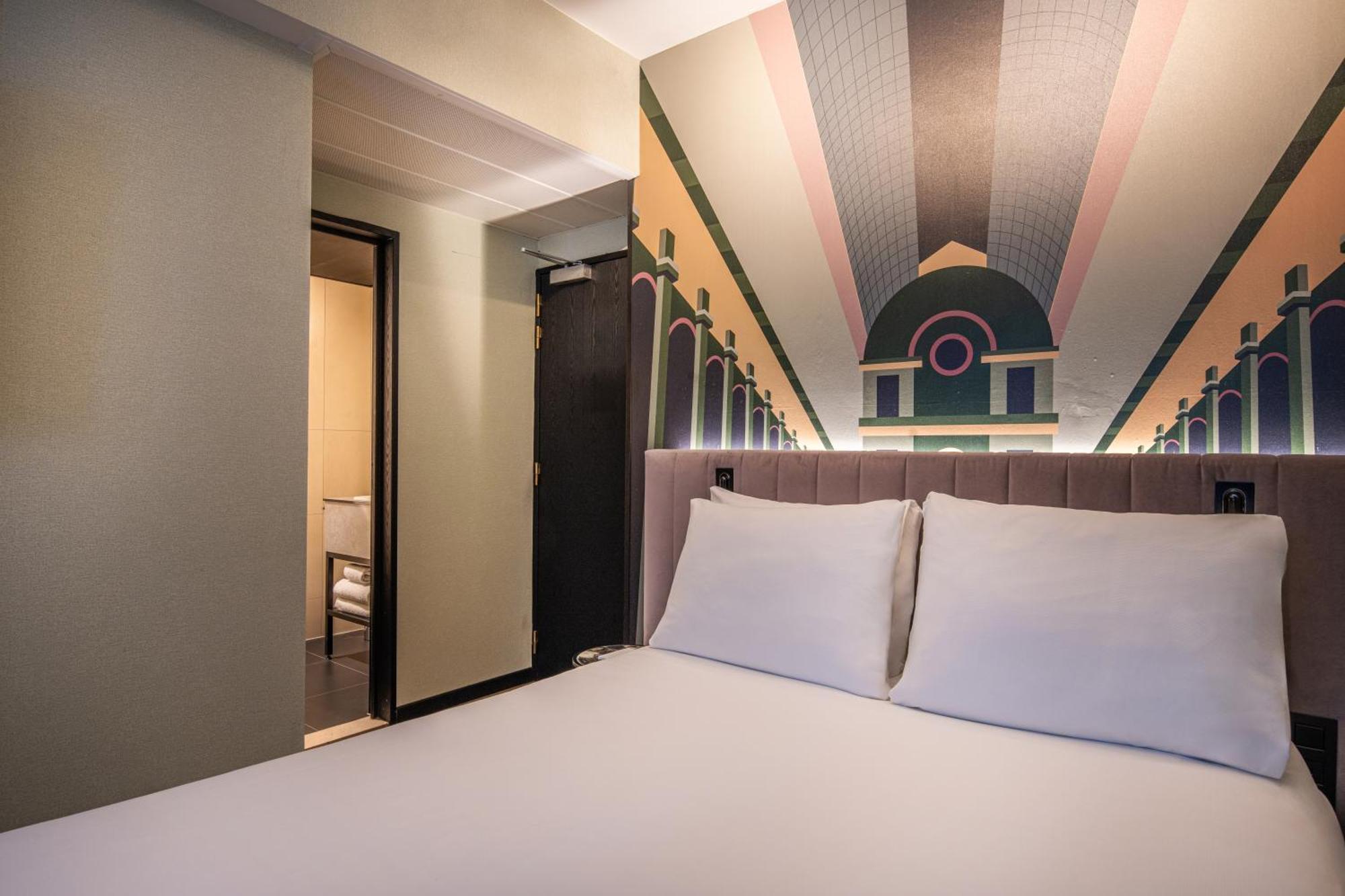Hotel Numa Royal Galleries 4*
