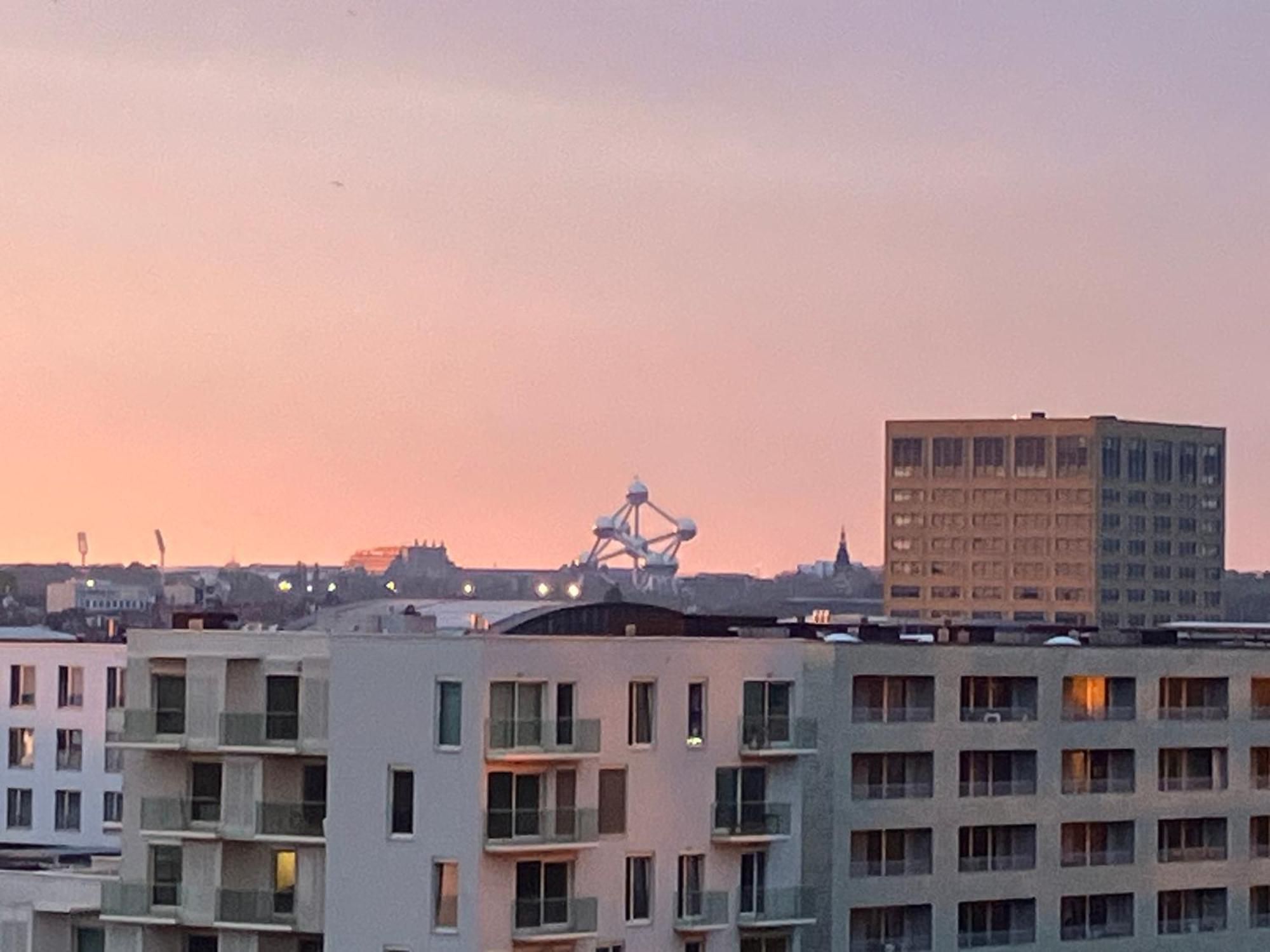 Bxl With Views *