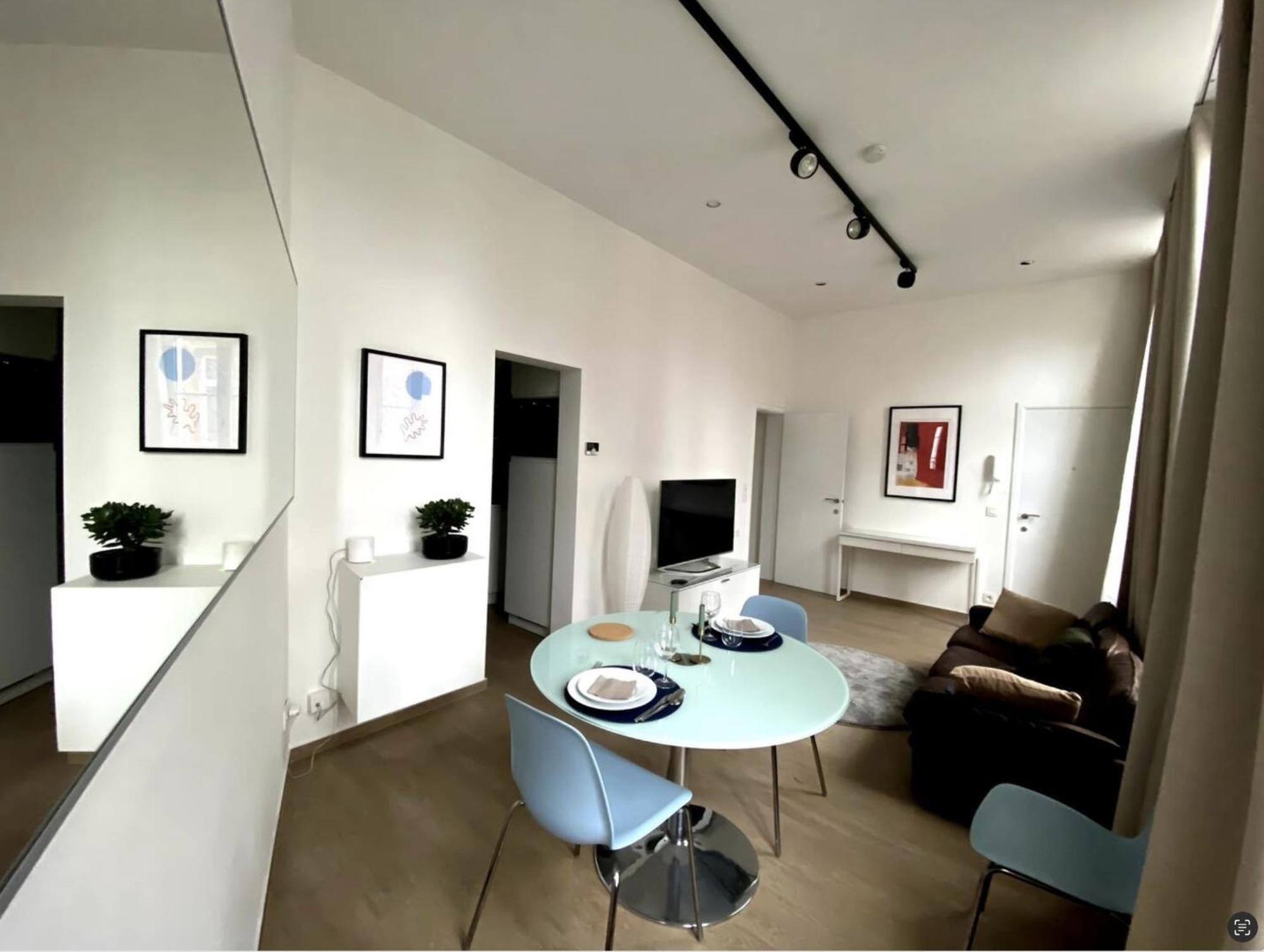 Fully Furnished And Modern Flat - Center Apartment Brüssel