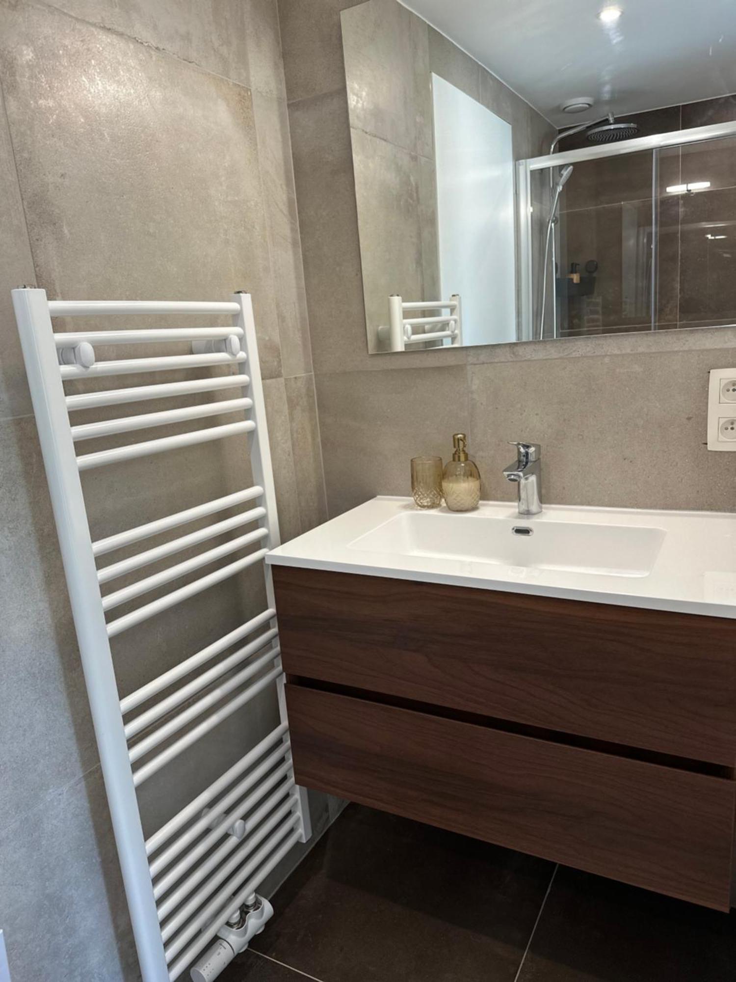 Elegante - De Standing Guest house *
