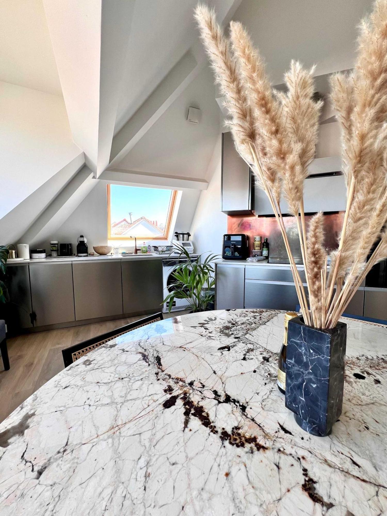 Modern Loft Near Eu Institutions Apartment *