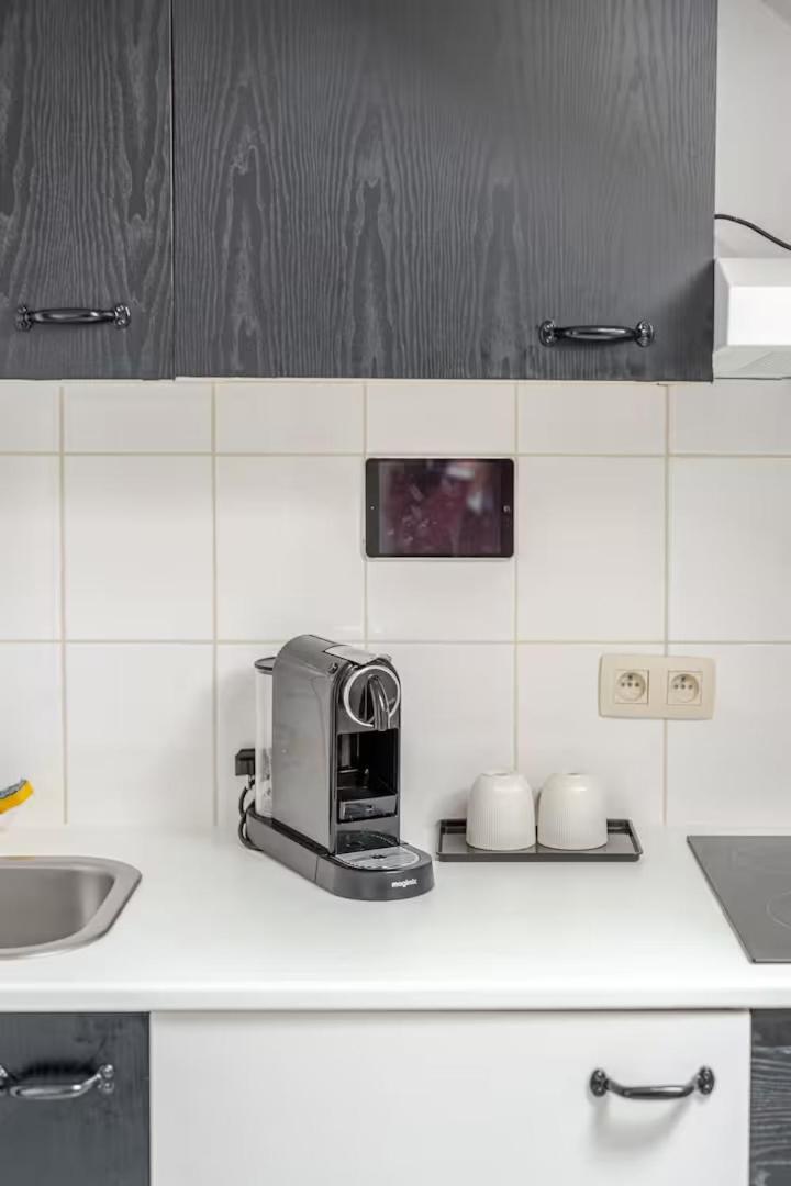 Elegant In Chatelain Ixelles Apartment *