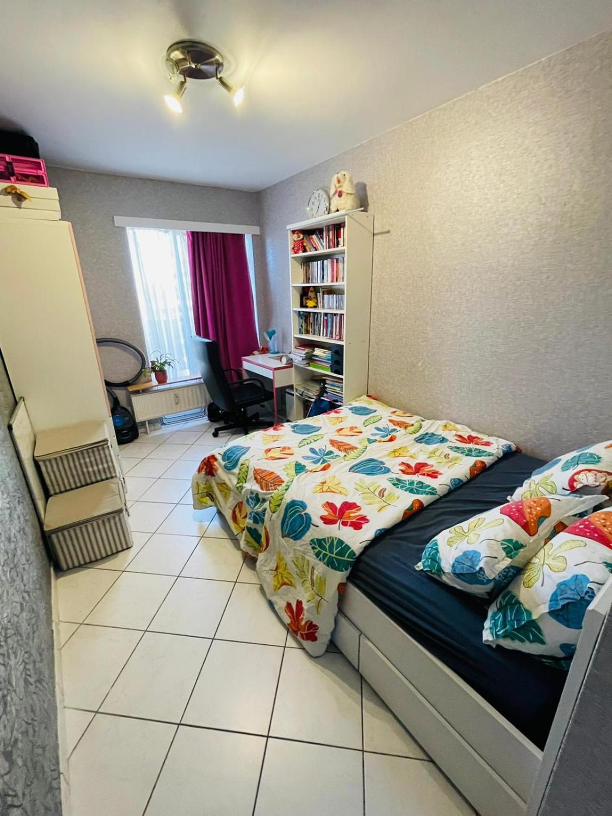 Apartment Cosy Near Center *