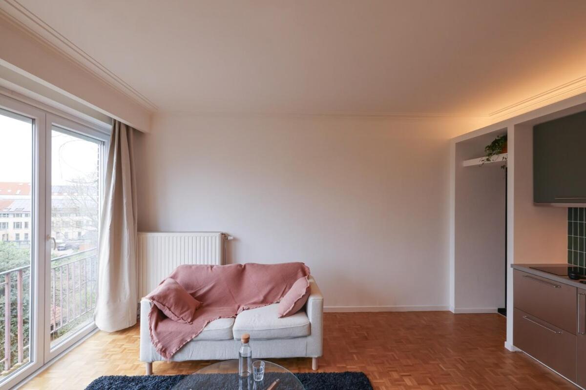Fernand Cocq Elegant Brussels