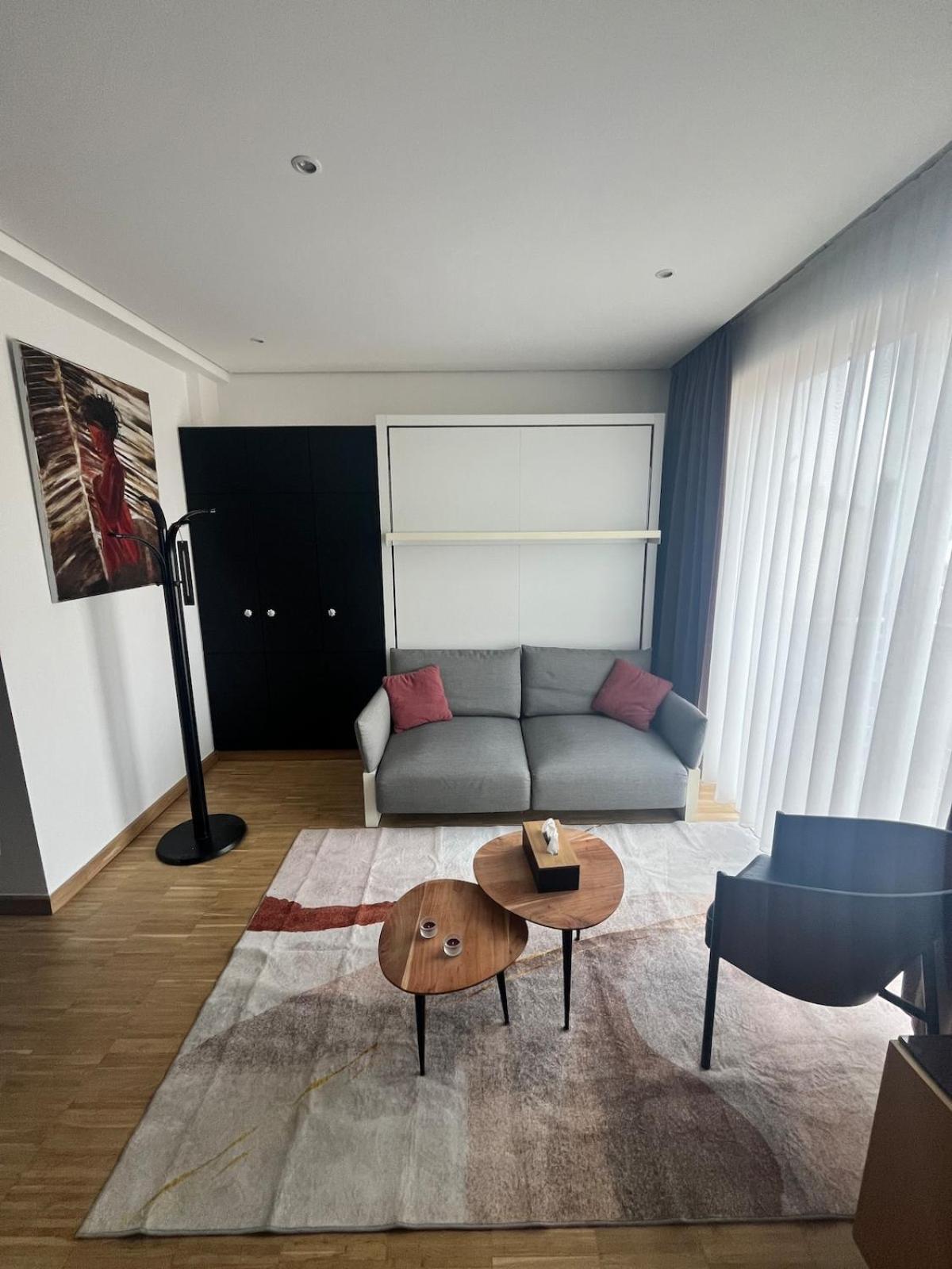 Cozy And Modern *