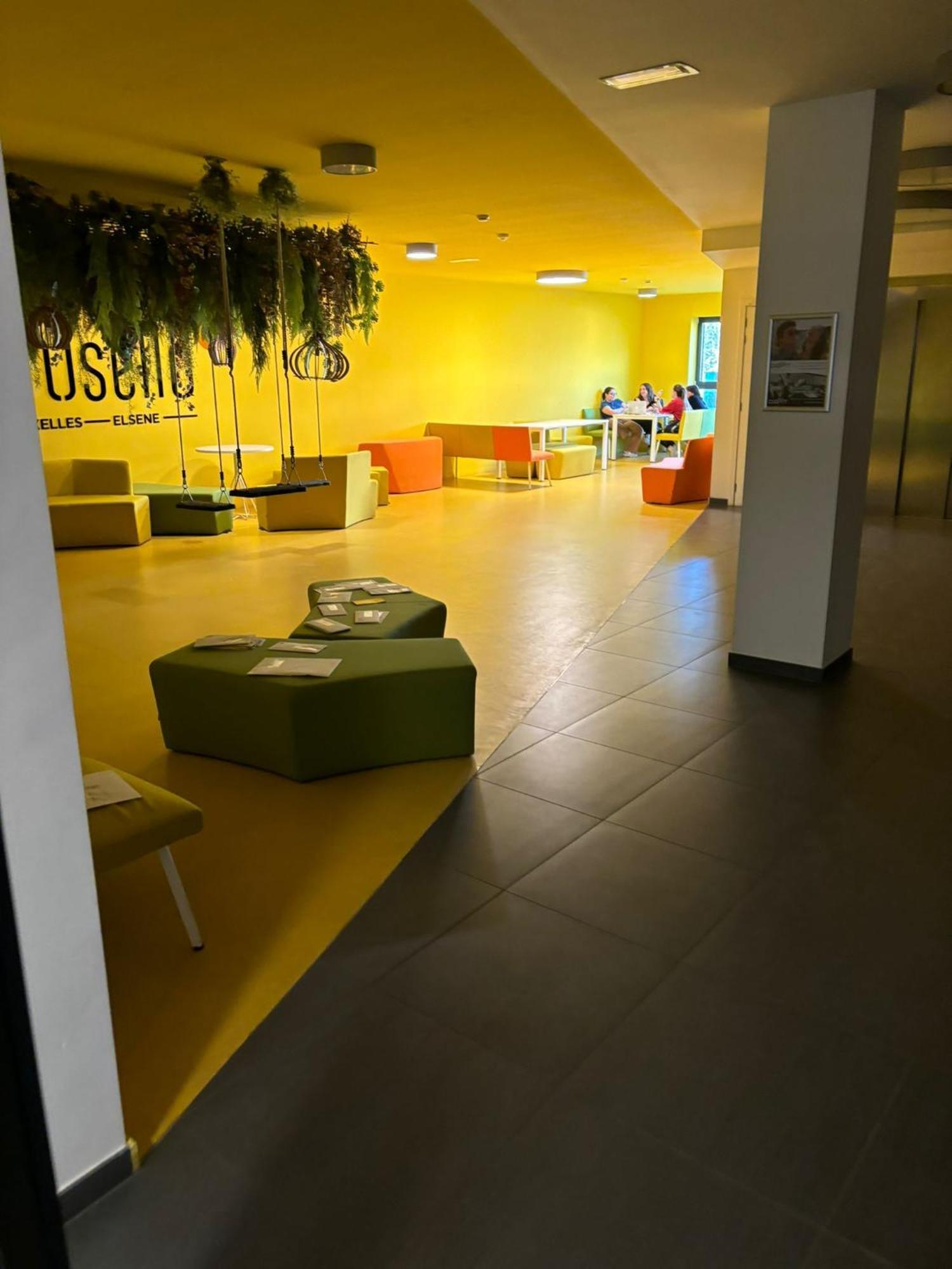 Cozy Private With Ensuite Homestay Brussels