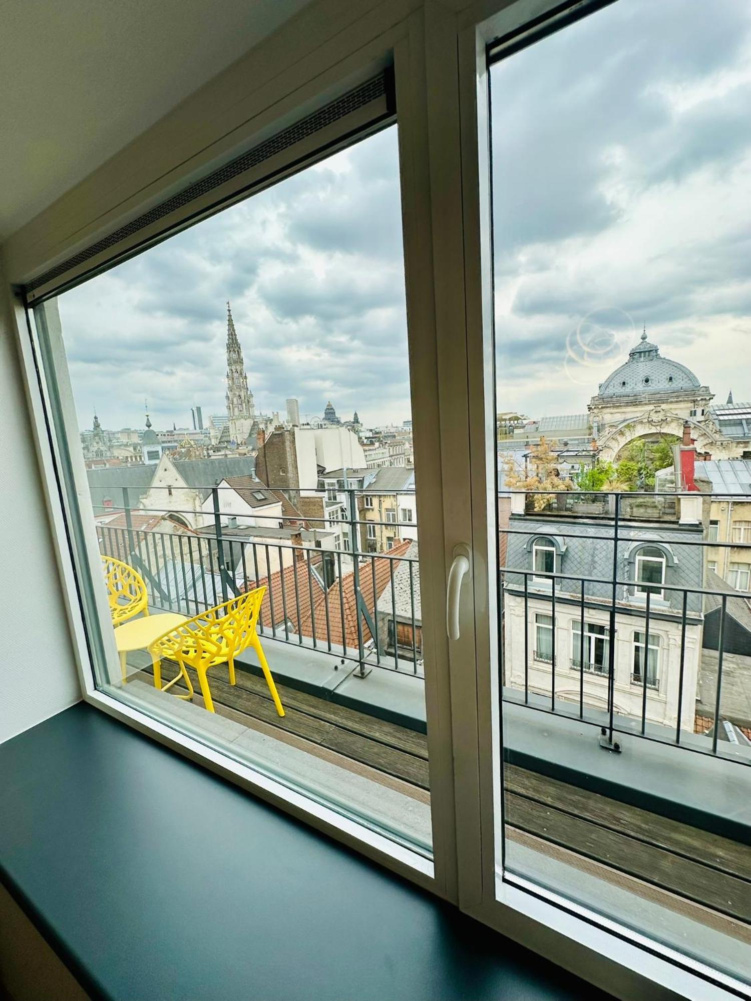 Grand Place View - 2bd - Exclusive * Brussels