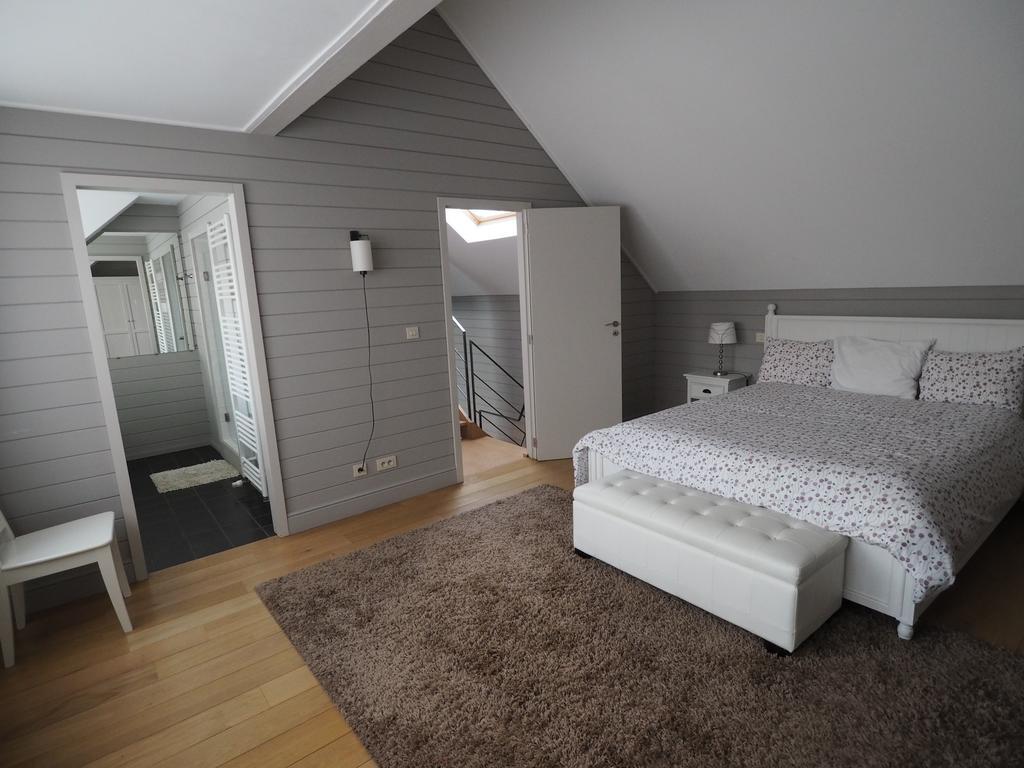 Appartement House In The City *