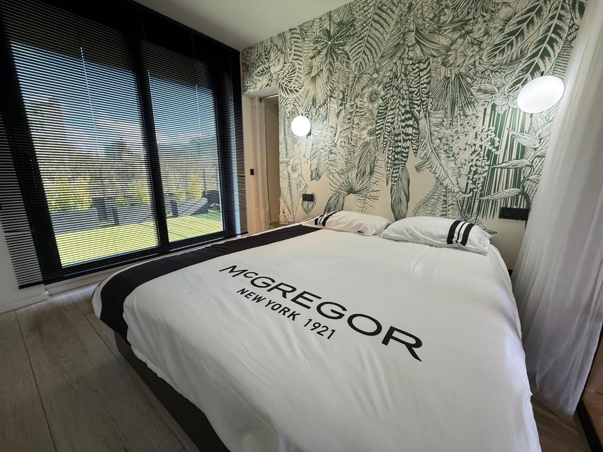 Stylish Penthouse In Bxl With 2 Panoramic Terraces Apartment *