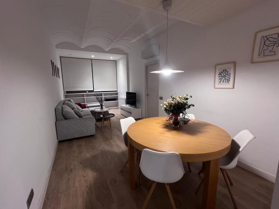 Skyline Elegant Views Apartment