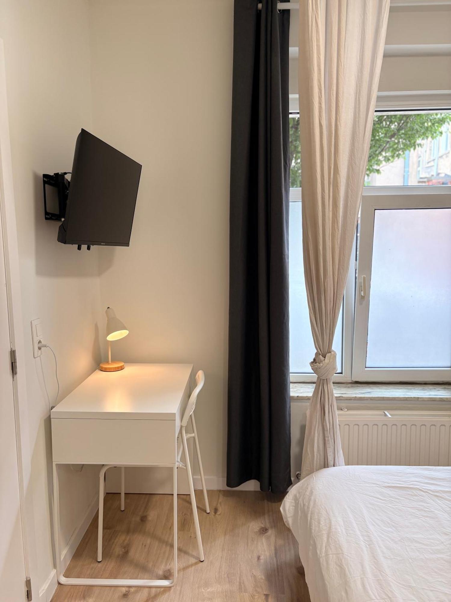 Fully Renovated Studio Near Brussels Centre & Midi Apartamento Bruxelas