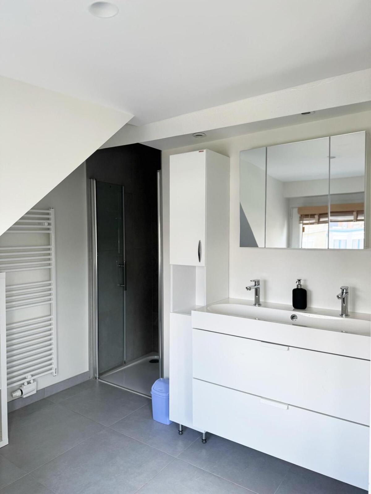 Spacious Duplex For Rent Paduwa *