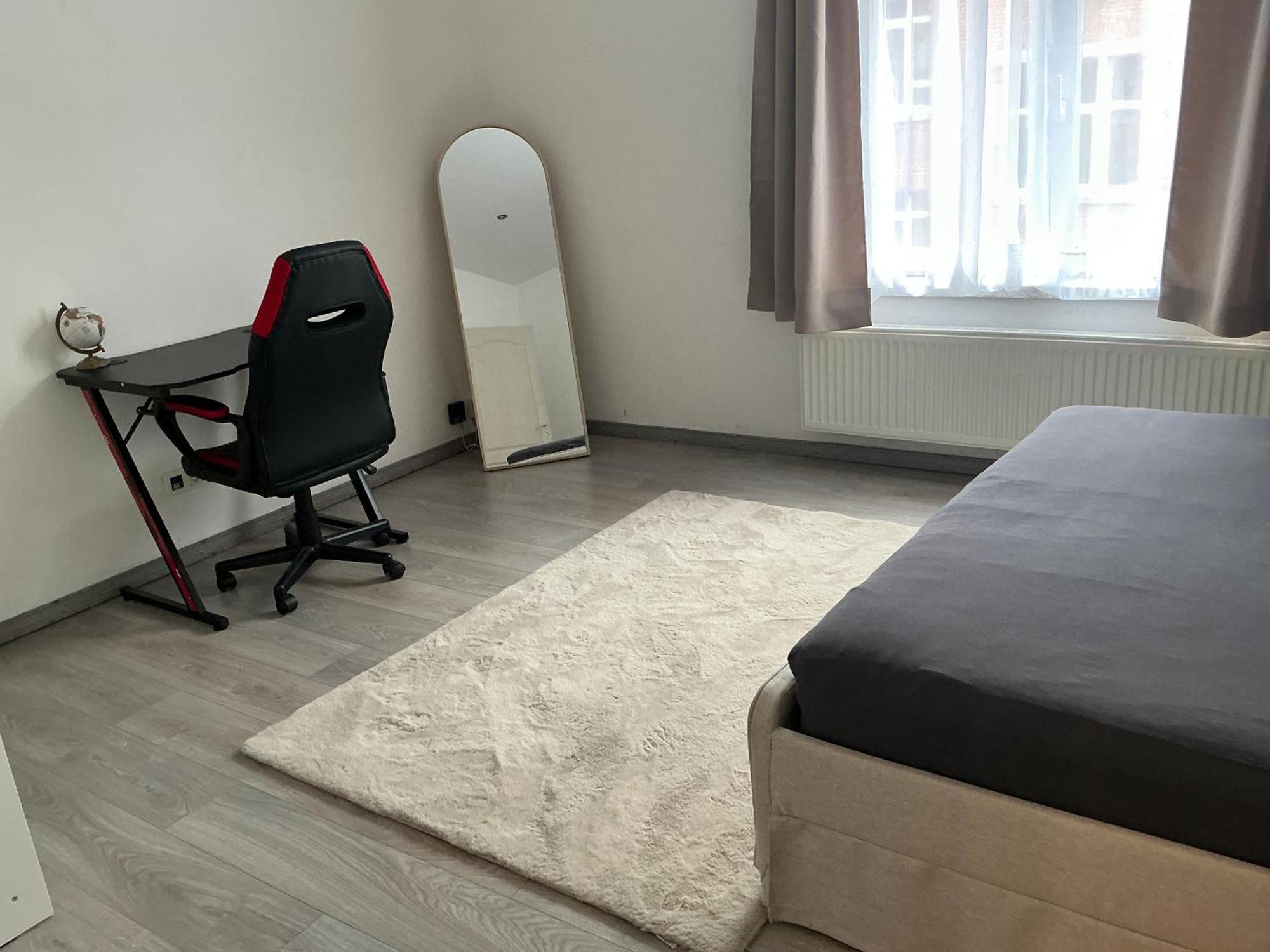 Confortable Avec Garage Premier Etage Sans Terrasse * Brussels