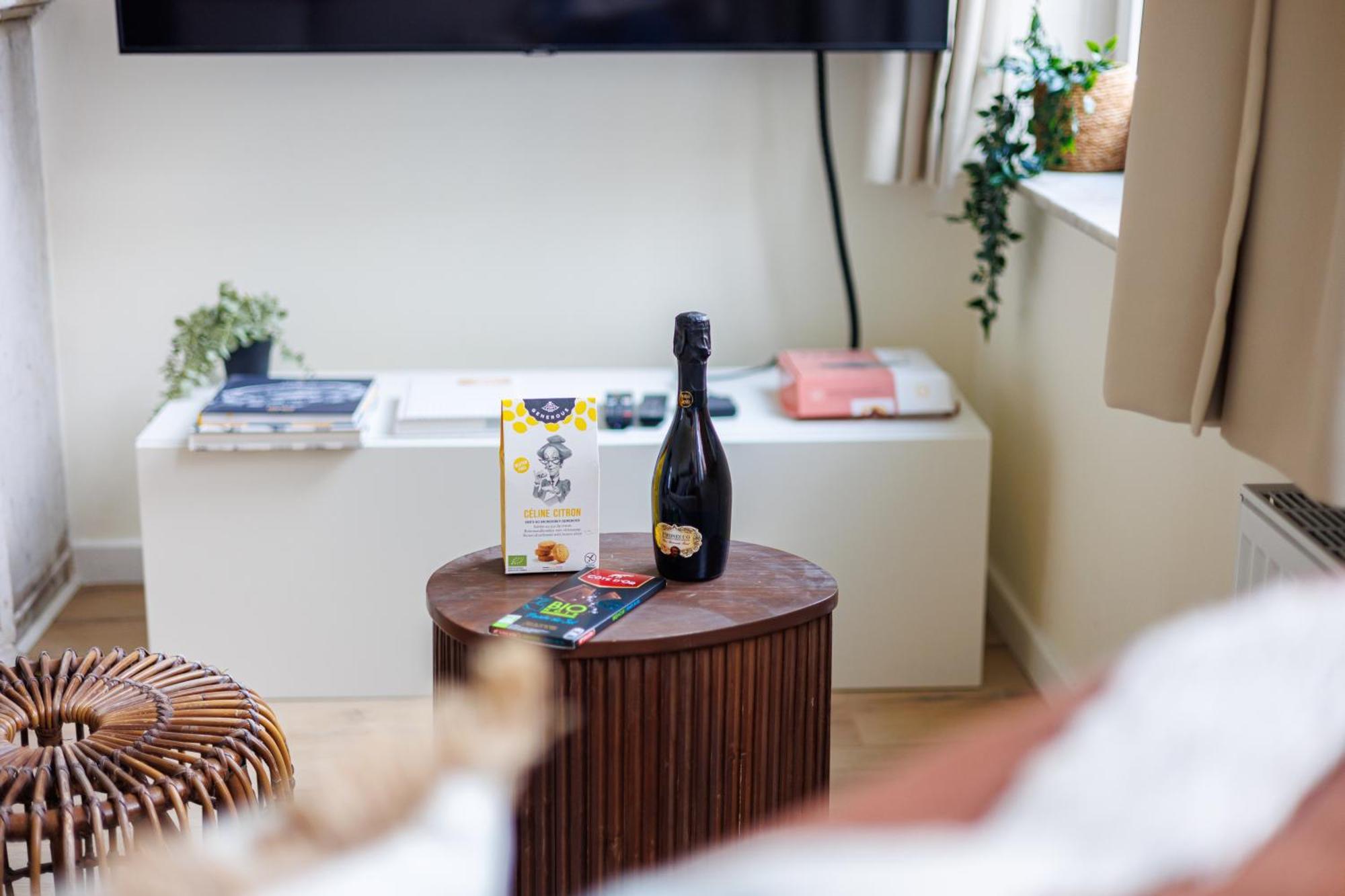Eu - Area Apartment *