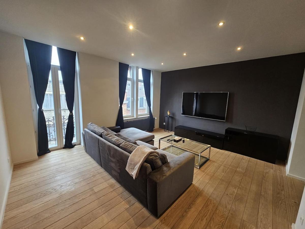 Luxury Triplex Stylish 2br In Apartment Brussels