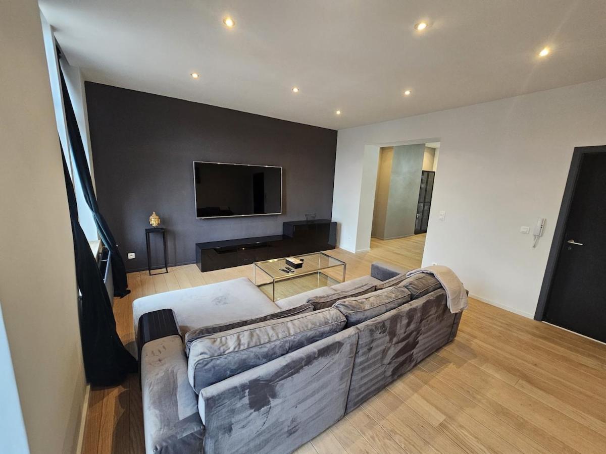 Luxury Triplex Stylish 2br In Brussels