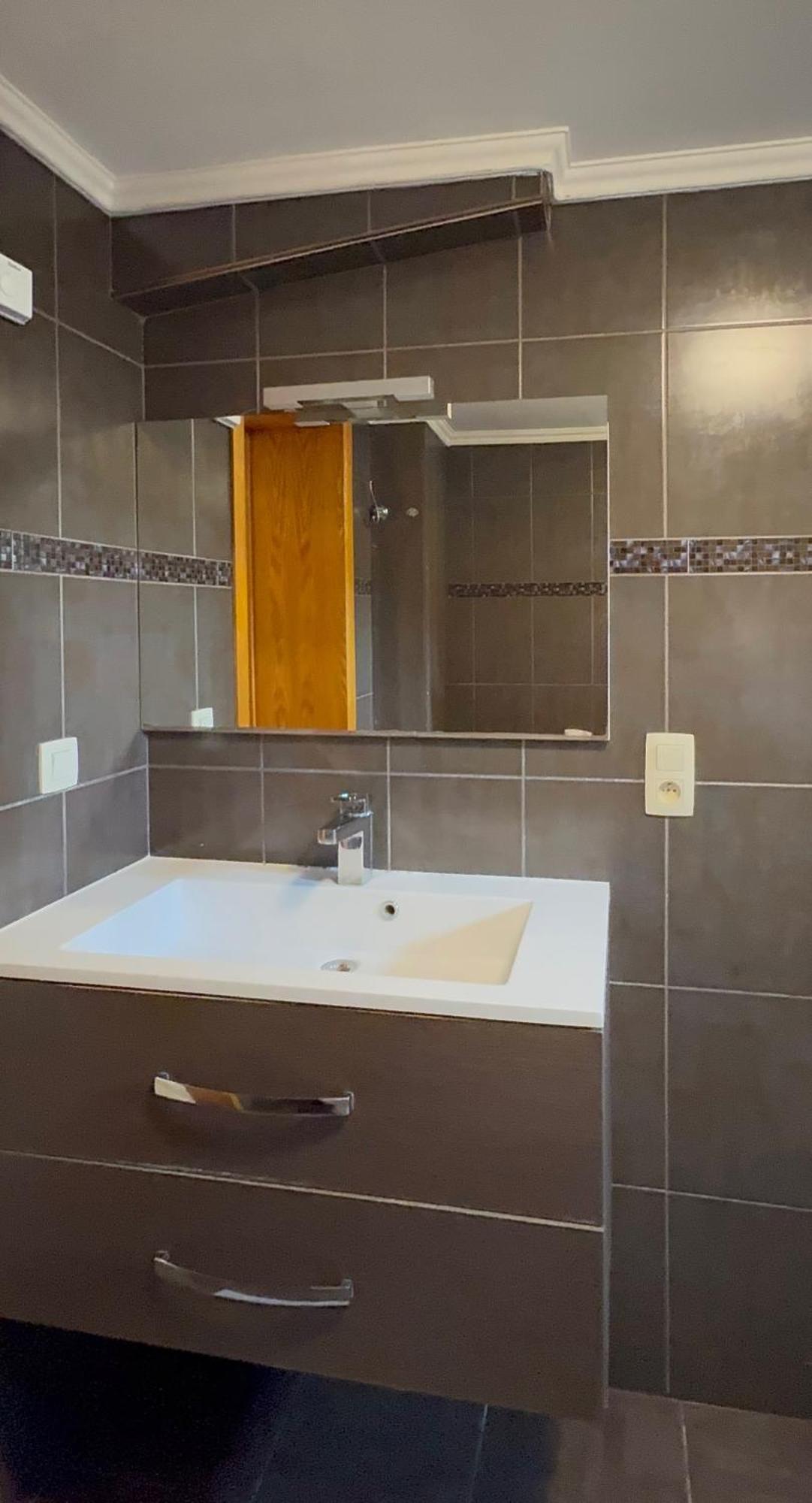 Luxury 2br & Jacuzzi Near Expo 12 & Ing Arena Bruxelas