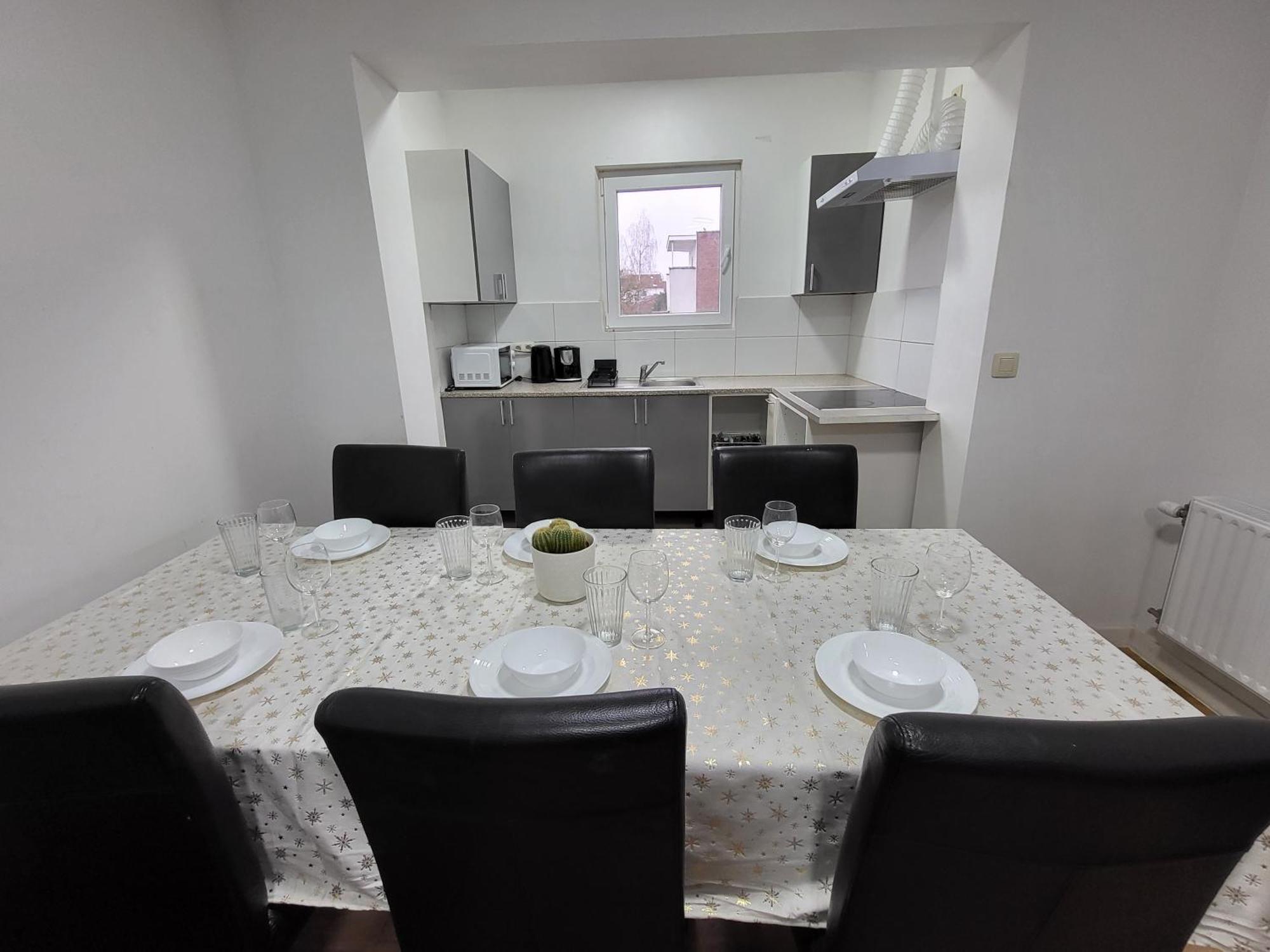 Guest house Charles House *