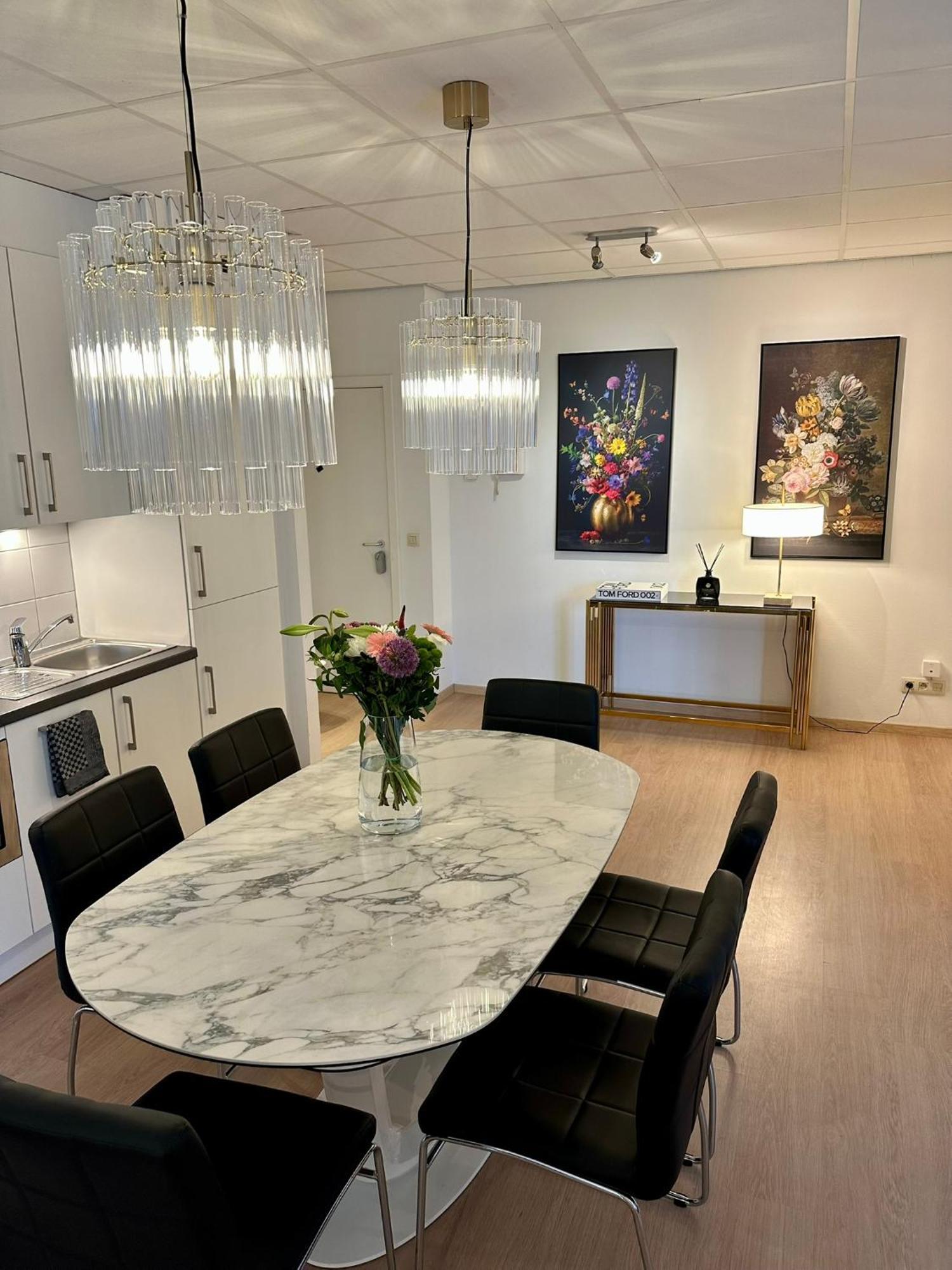 Apartment Grand Place - Prime Location 2 Bedroom