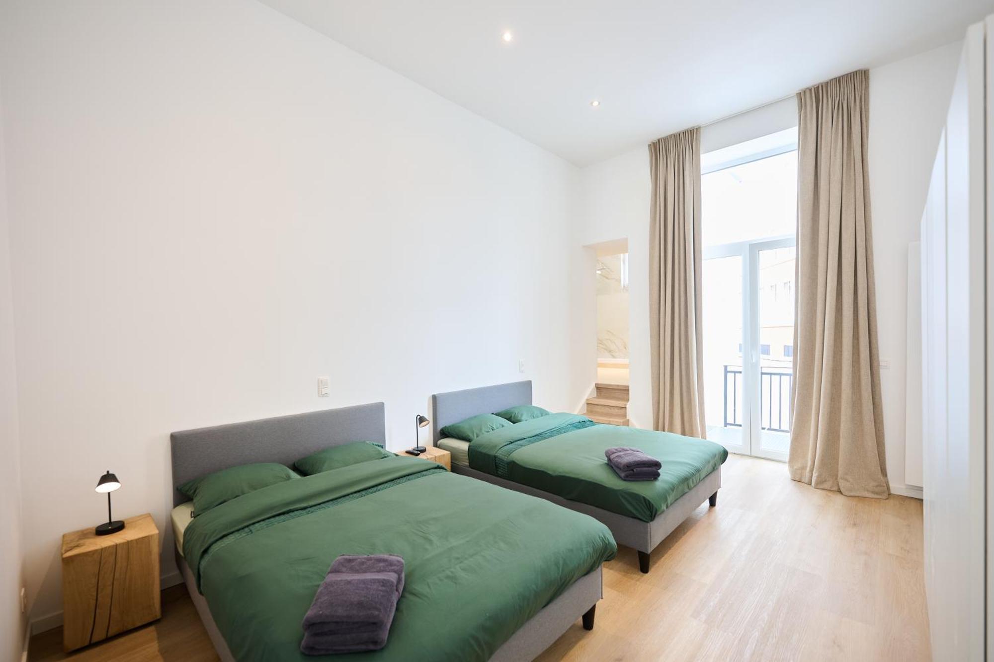 Louise Center Apartment