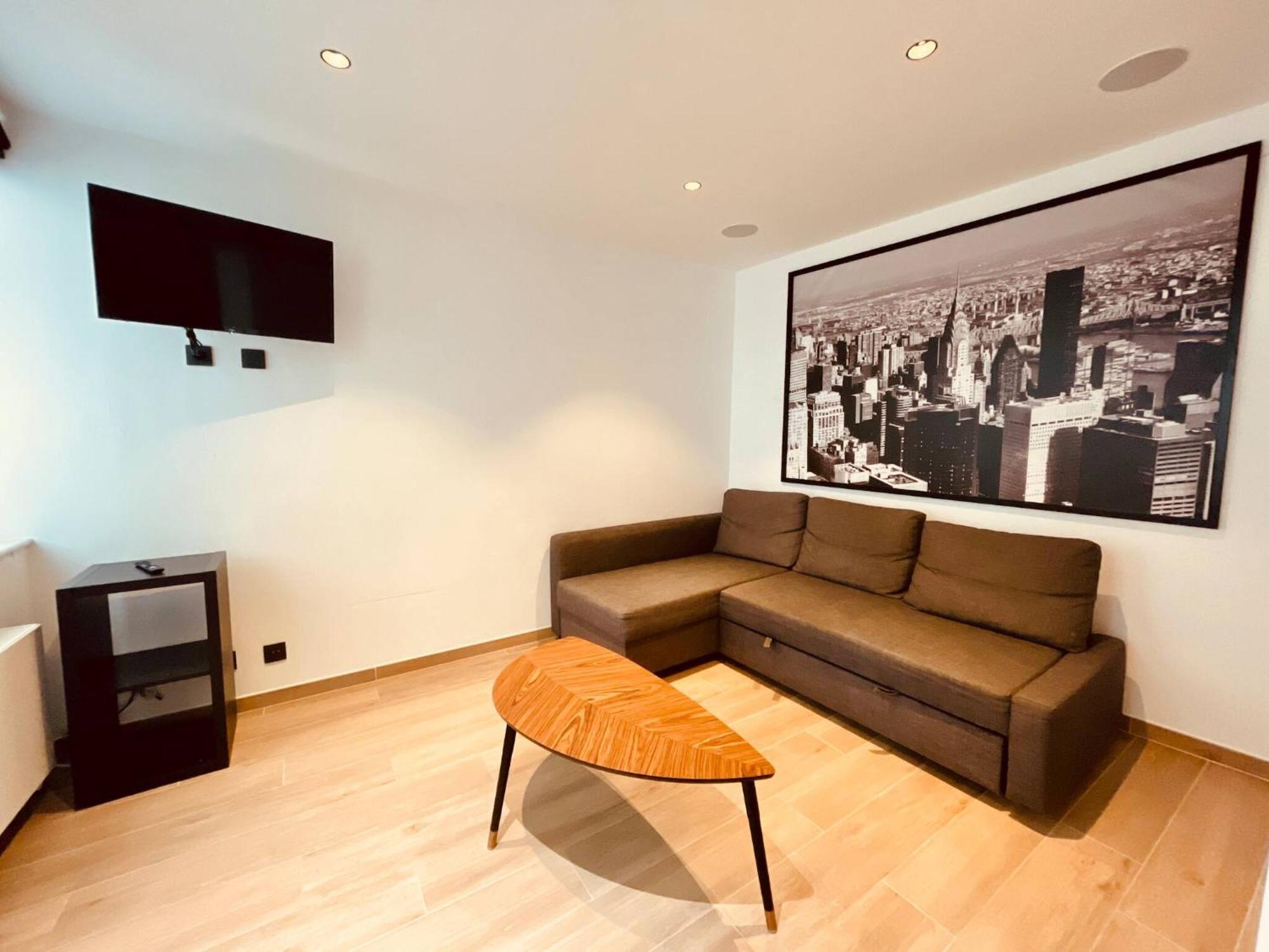 Apartment The Elegant House -