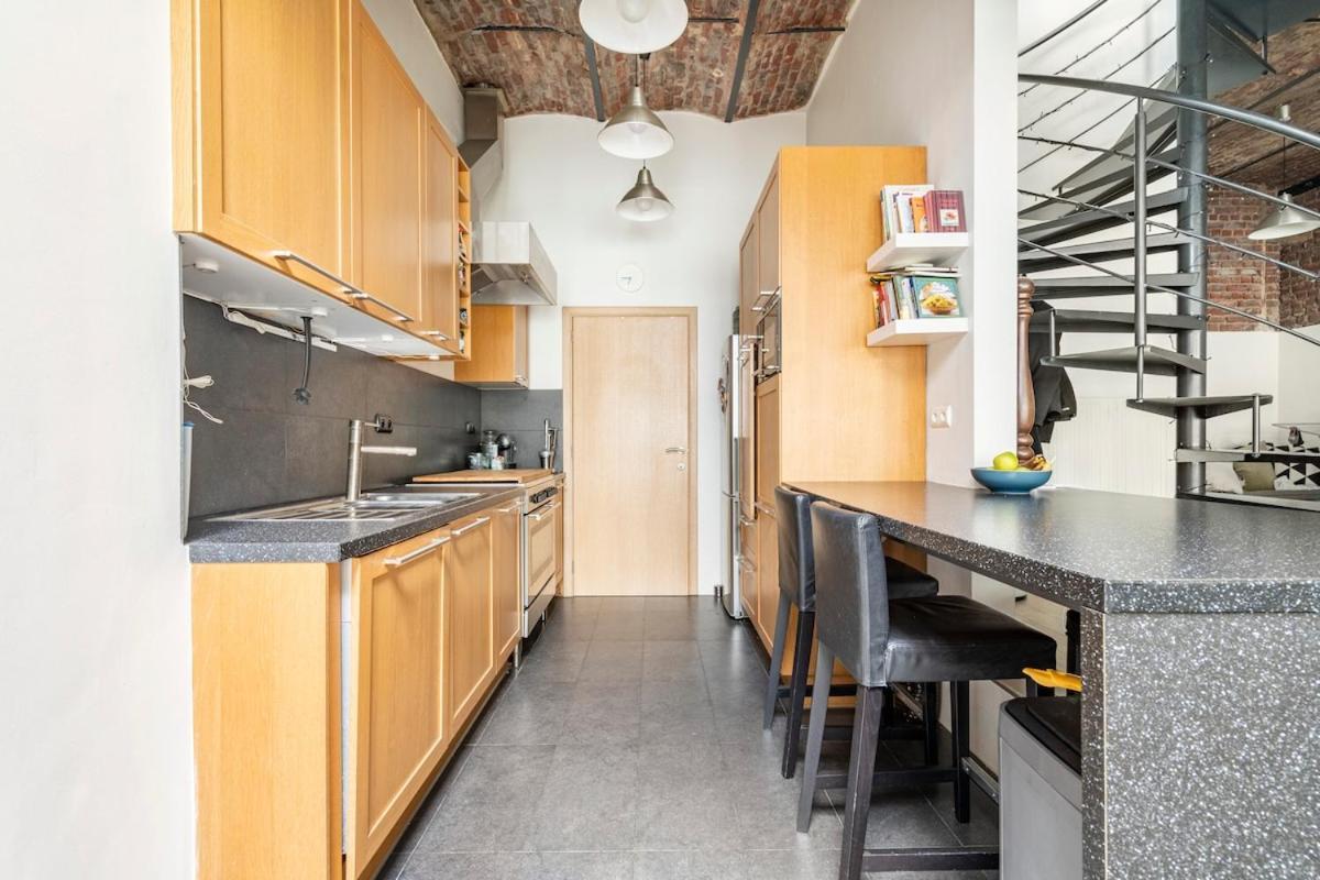 Holiday home Beautiful Loft With Terrace - Midi Station - Flix Brussels