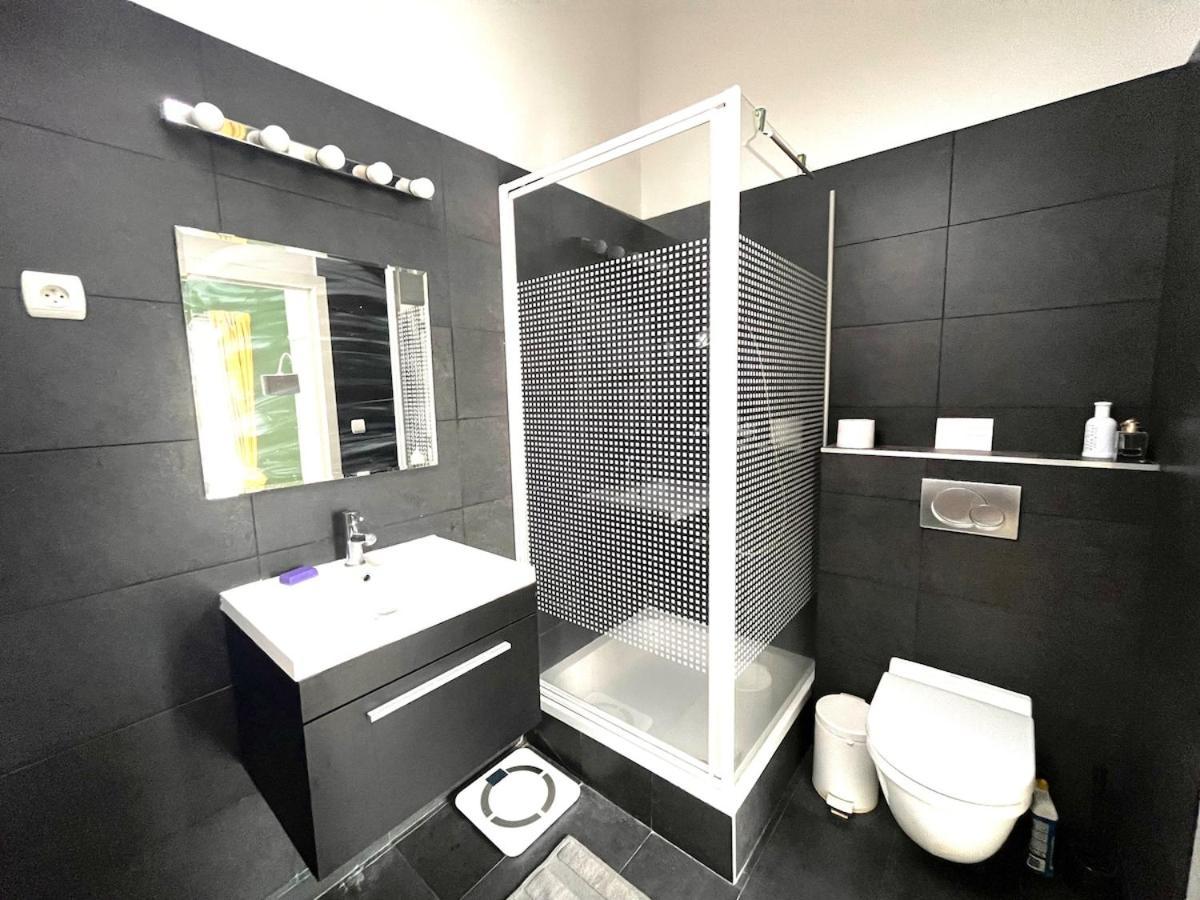 Beautiful Loft With Terrace - Midi Station - Flix Holiday home