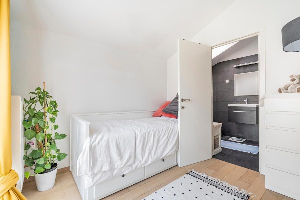Holiday home Beautiful Loft With Terrace - Midi Station - Flix Brussels