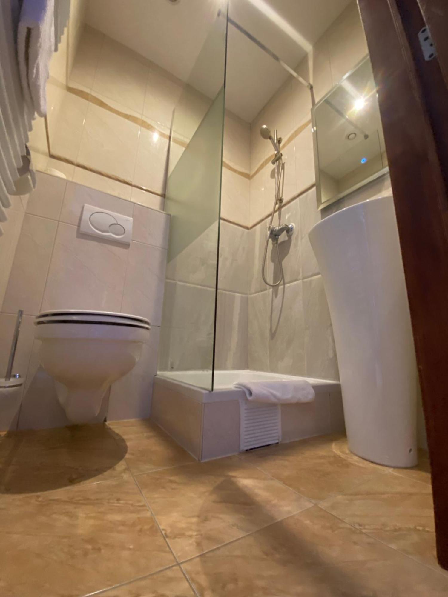 Windsor Khách sạn