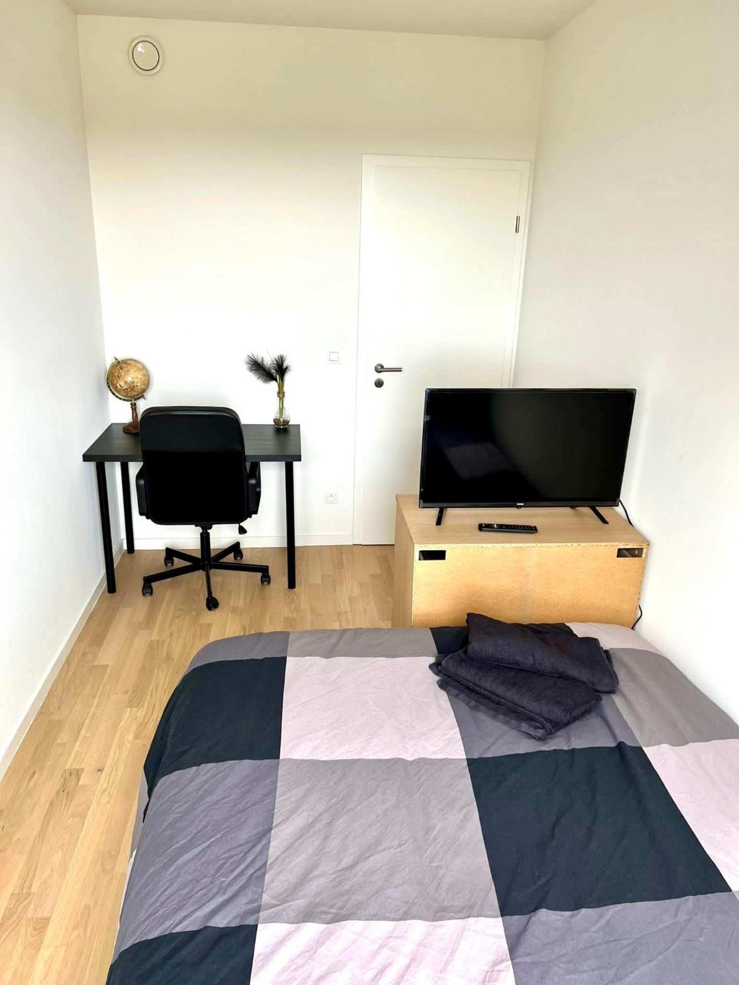 Family Friendly Close To The Atomium Apartment Brussels