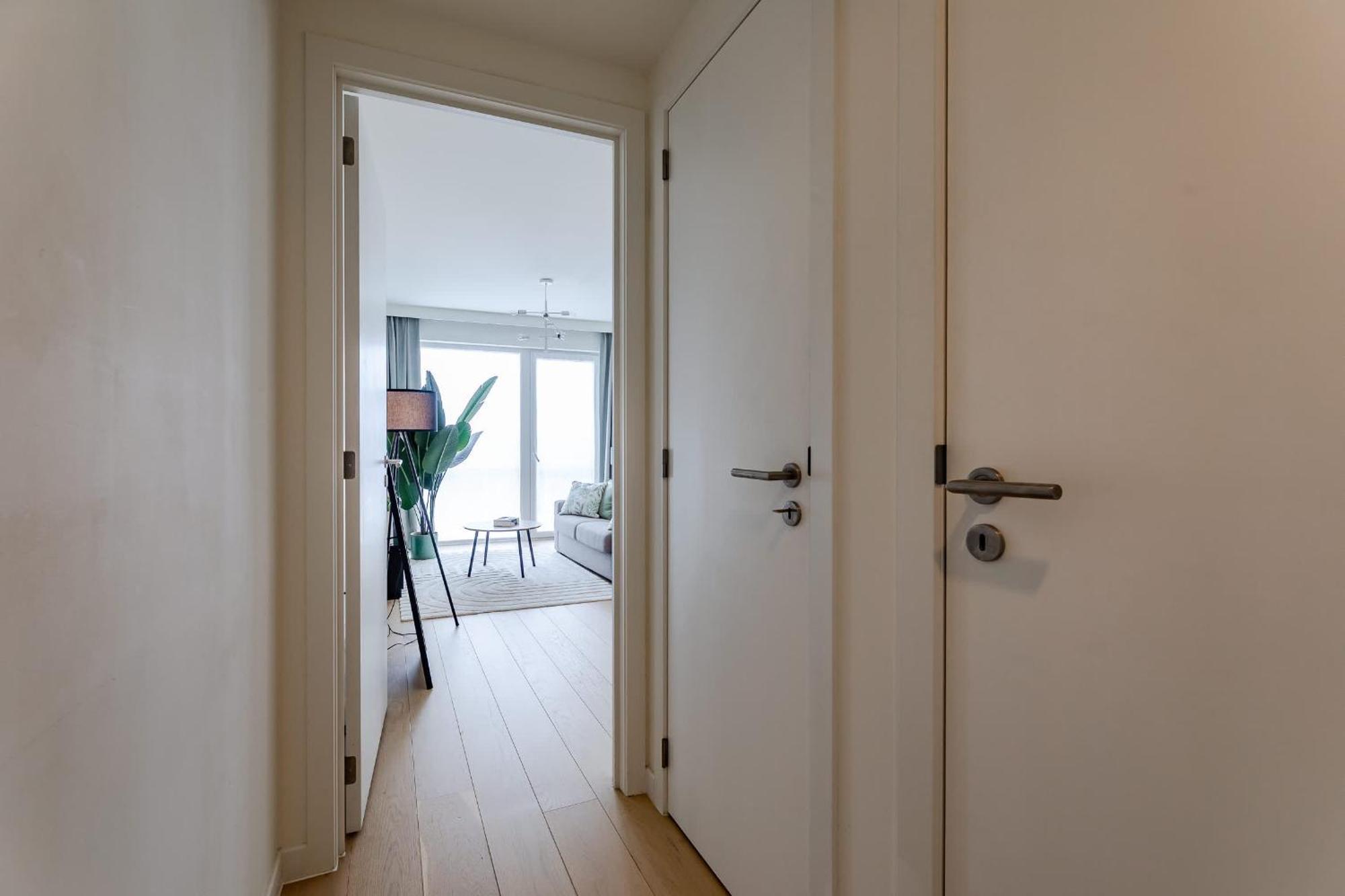 Apartment Large In A Serviced Building Brussels