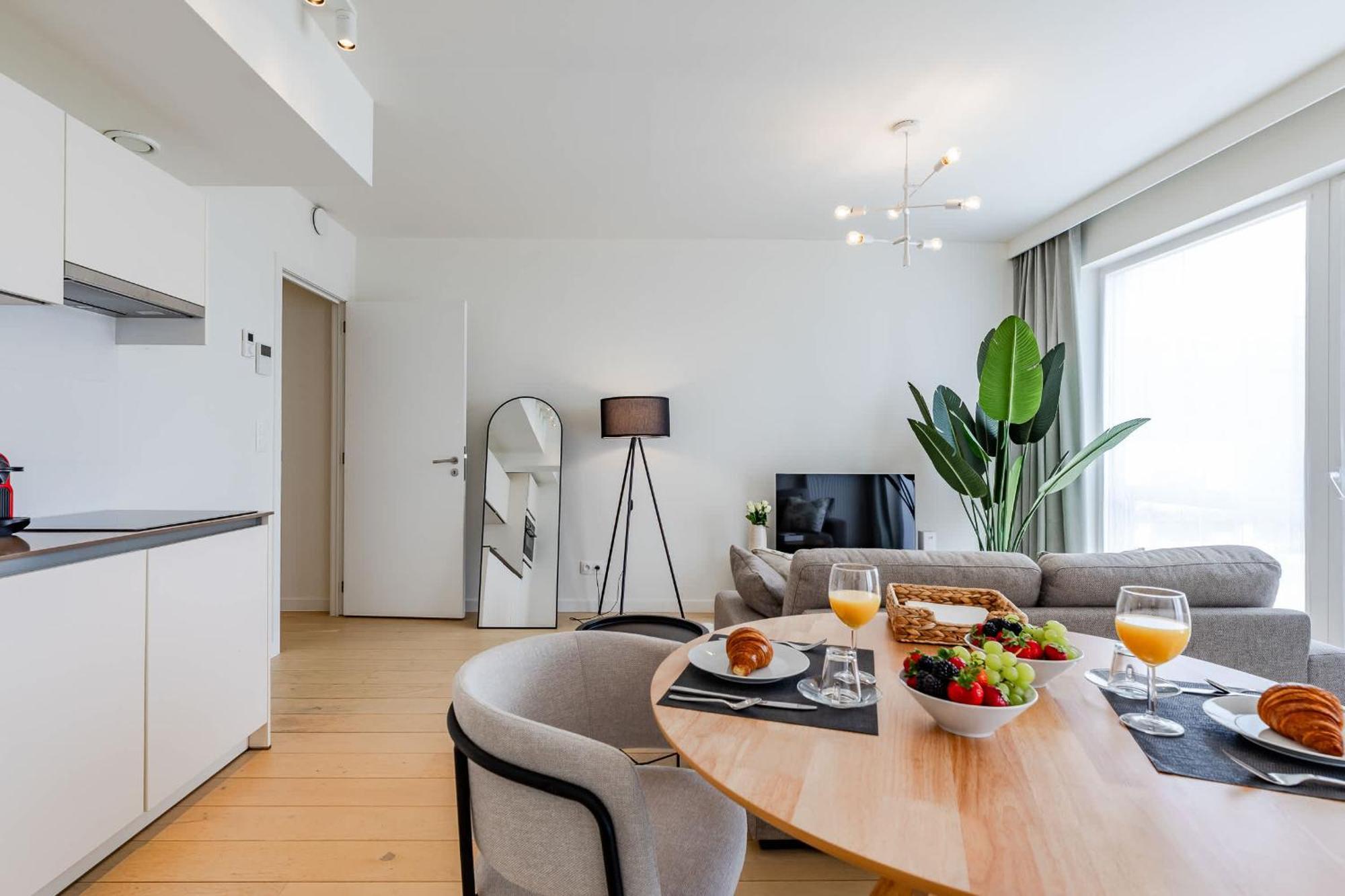Apartment Large In A Serviced Building *