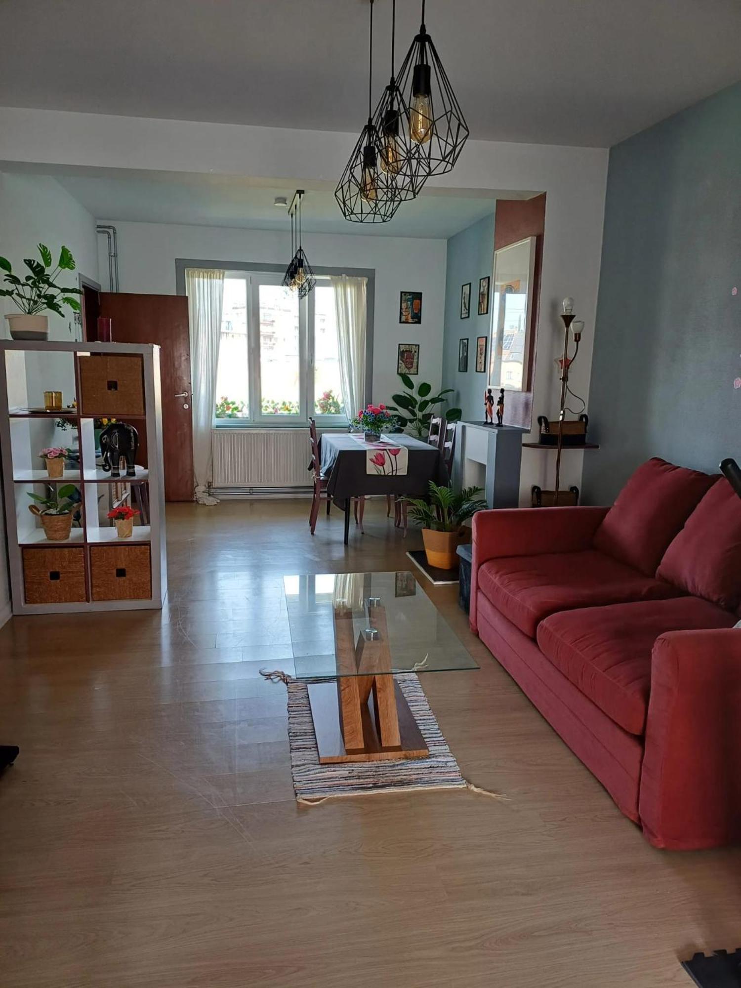 Apartment With Terrace In Berchem-sainte-agathe *