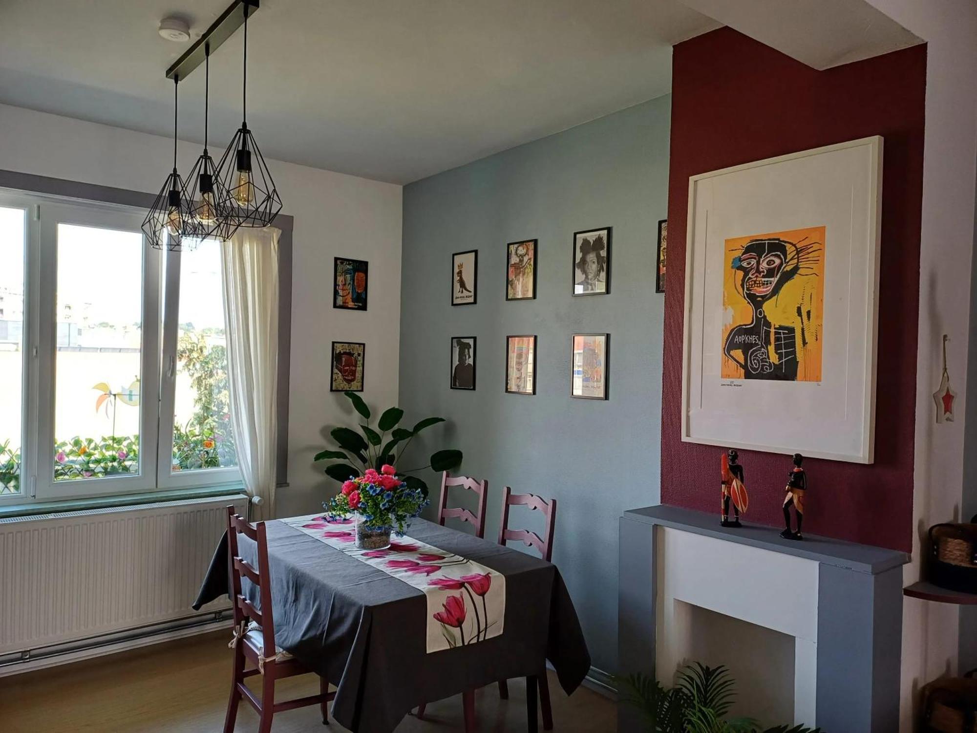 Apartment With Terrace In Berchem-sainte-agathe Brussels