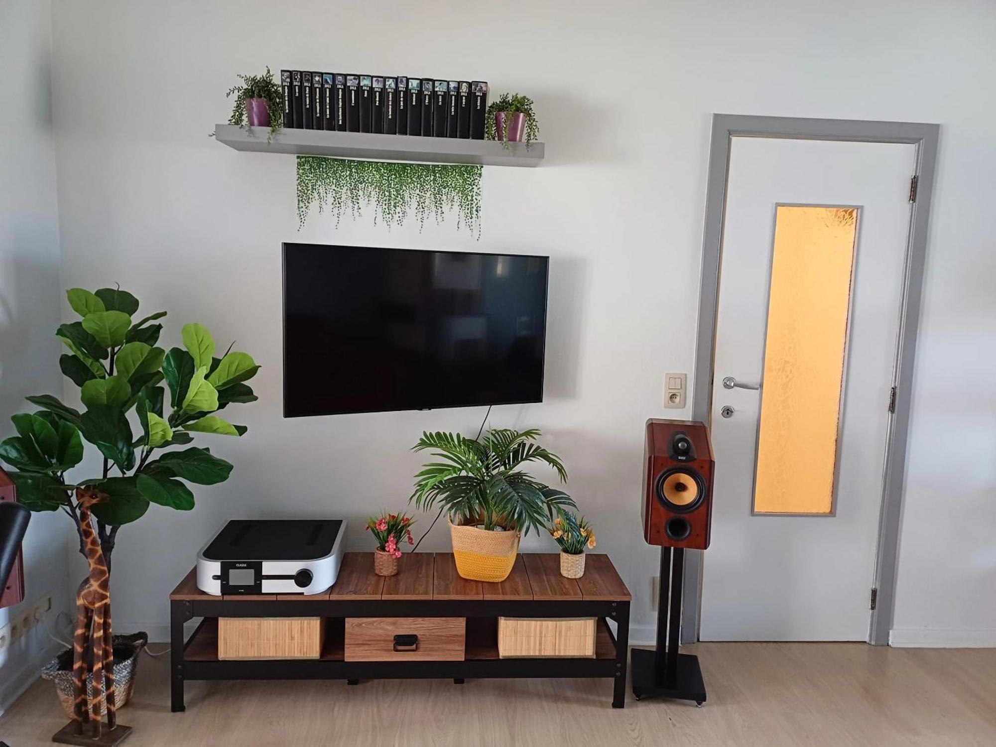 With Terrace In Berchem-sainte-agathe Apartment Brussels