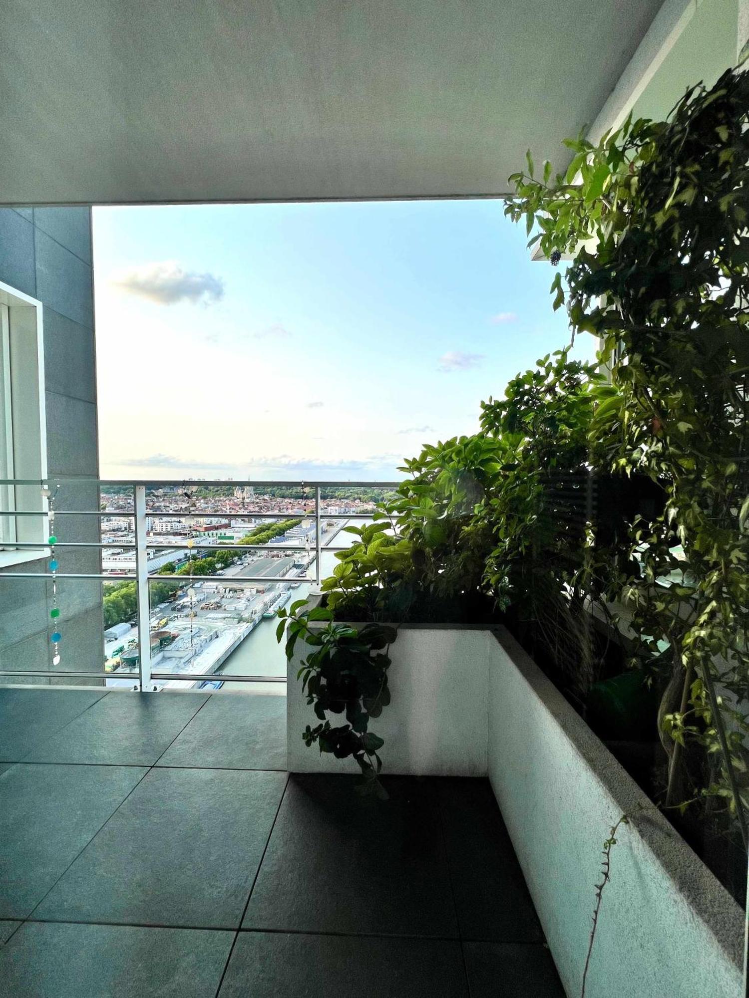 Apartment Penthouse With Stunning View Over Brussels