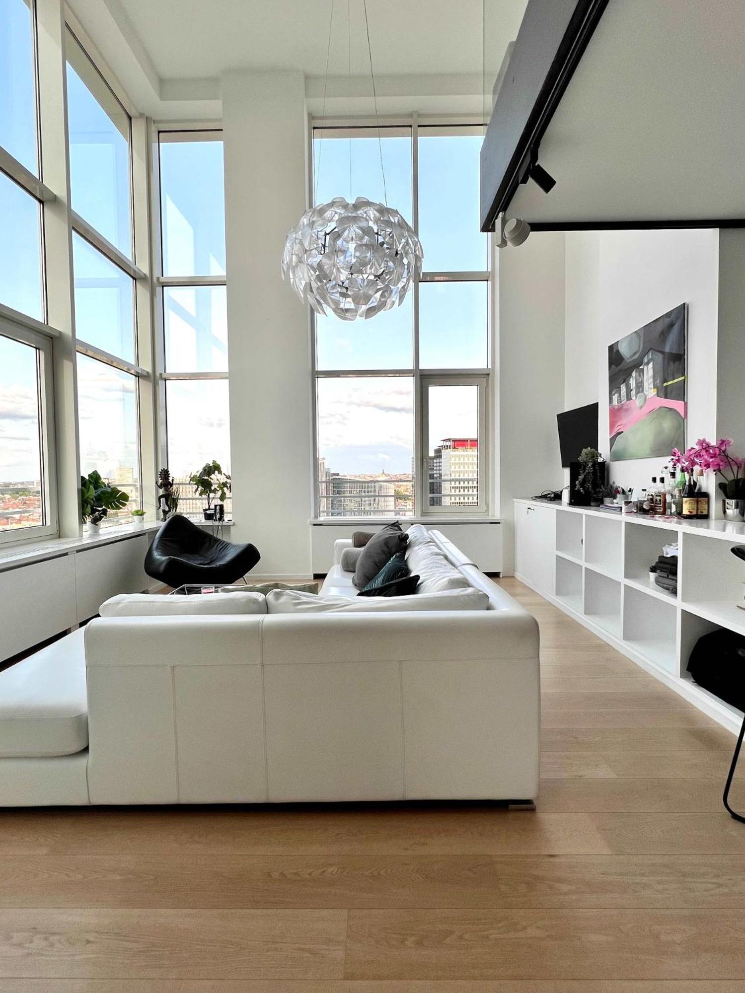 Penthouse 220 M2 With Stunning View Over Brussels