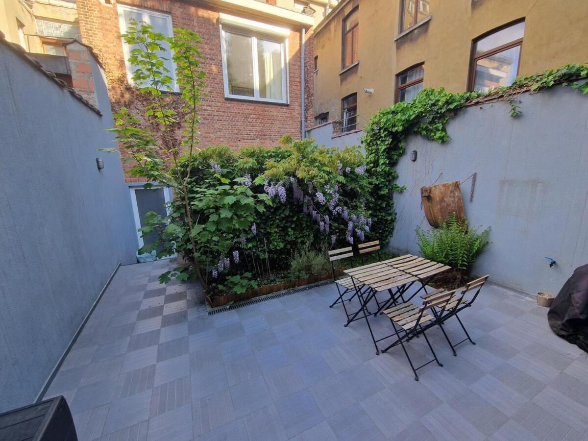 Apartment Tiny House Avec Terrasse Privee, 10 Mins Du Centre Brussels