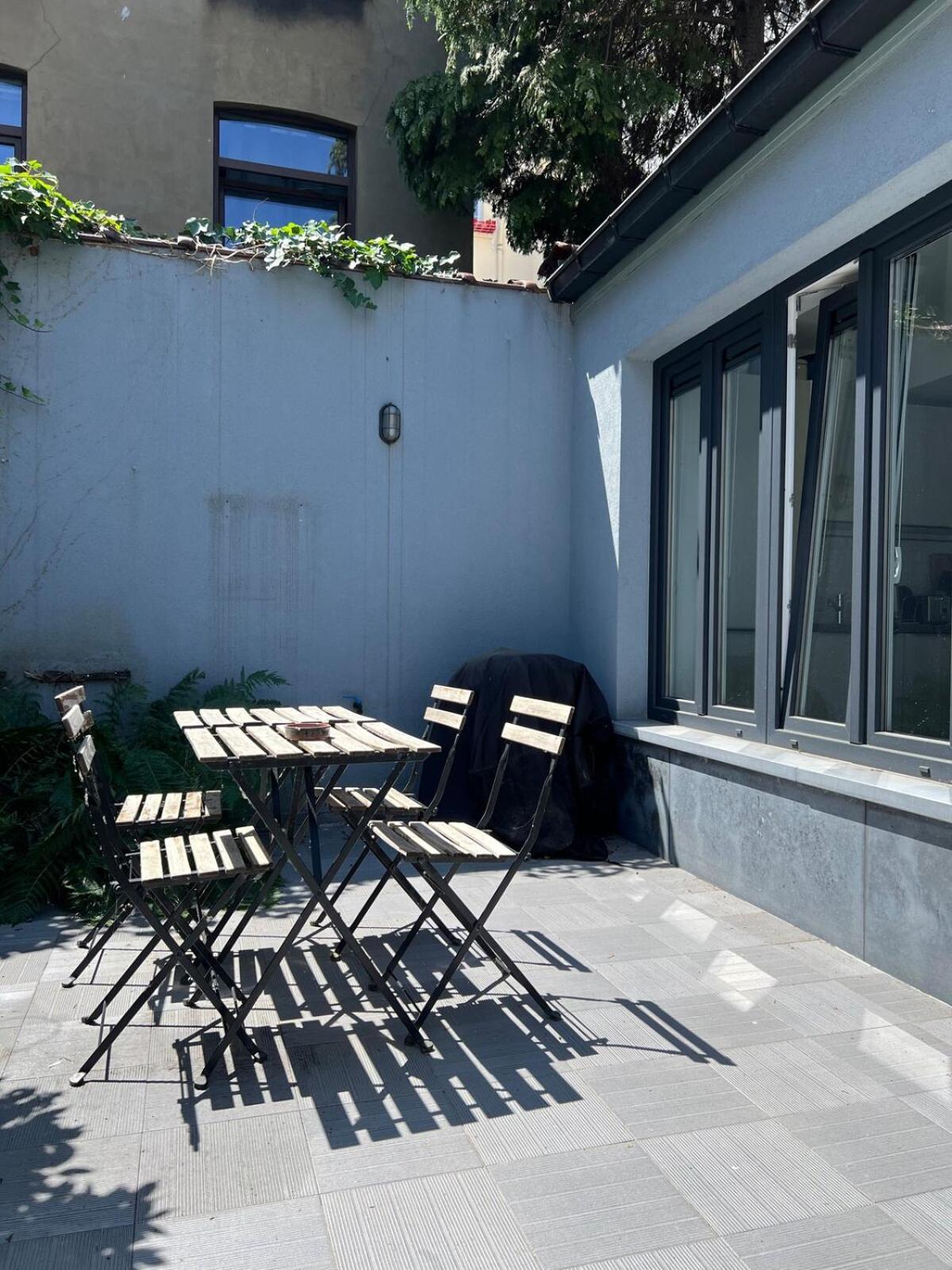 Tiny House Avec Terrasse Privee, 10 Mins Du Centre Apartment *