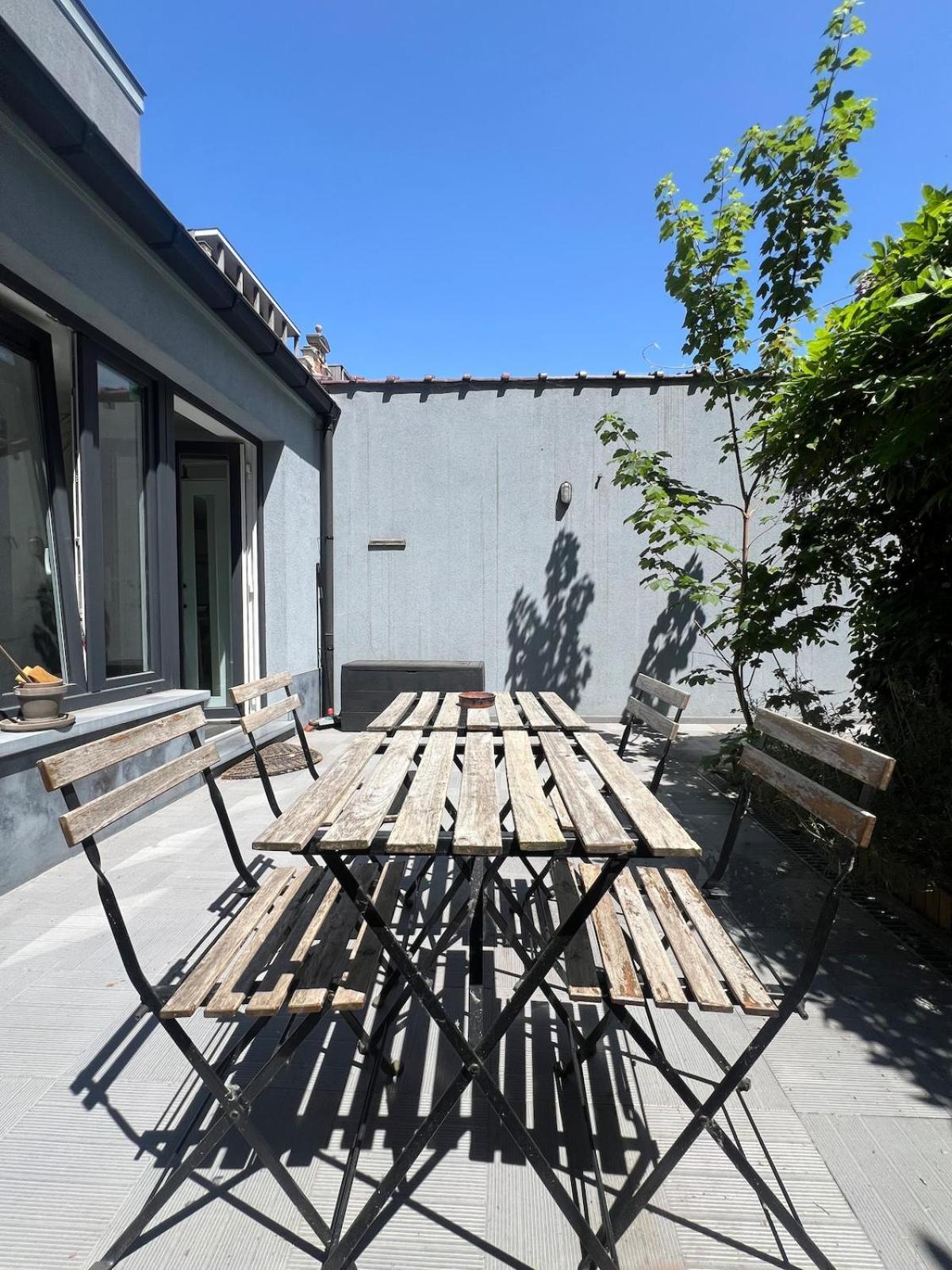 Apartment Tiny House Avec Terrasse Privee, 10 Mins Du Centre *