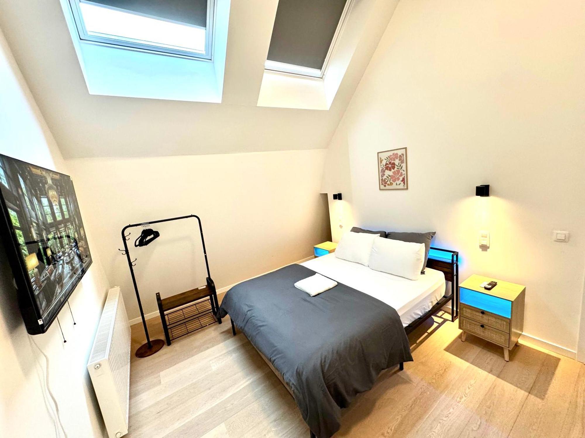 Ulb & Cambre Cosy Duplex Homestay Brussels
