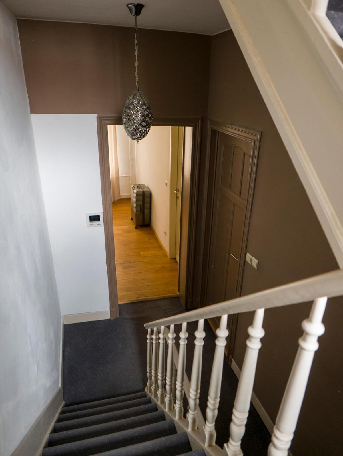 Eya House, Cozy, Bright & Well Located Villa Brussel