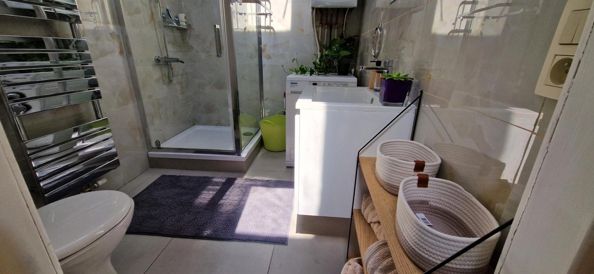 De La Grotte * Brussels